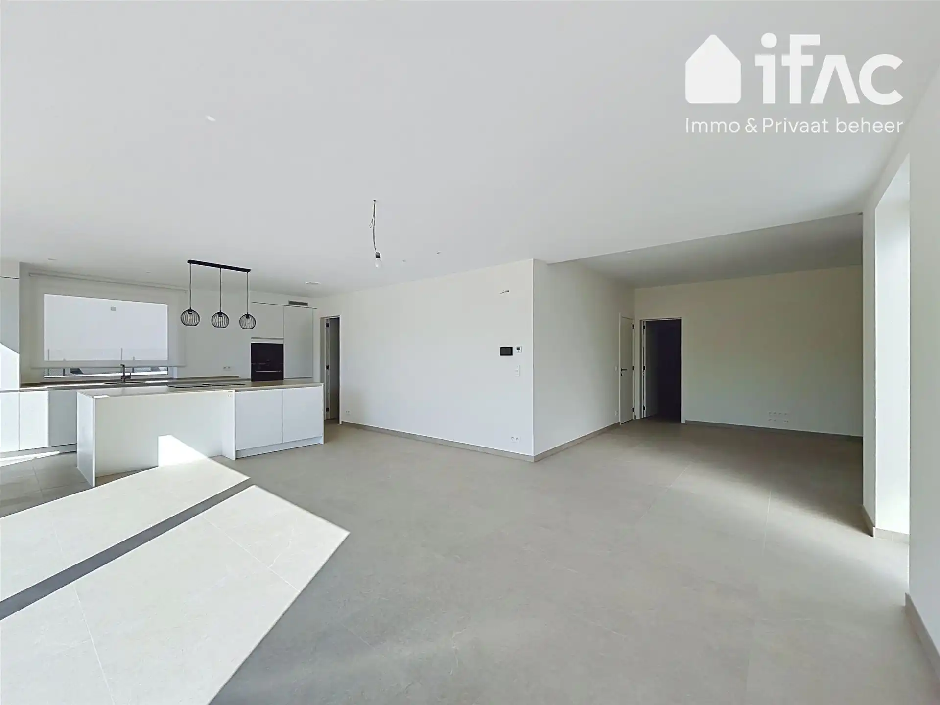 Rustig gelegen volledig gerenoveerde woning foto 8