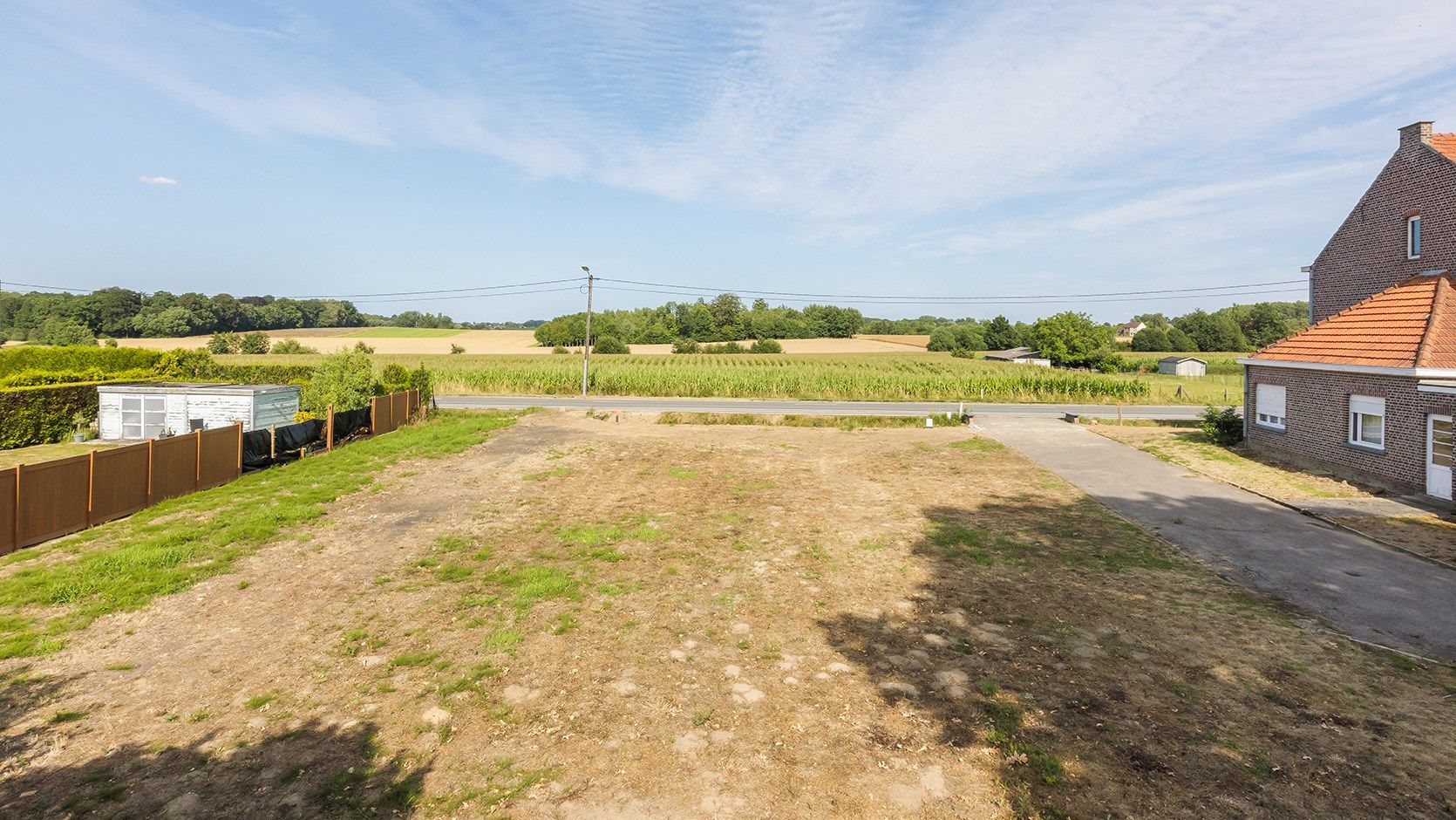 Mooi perceel bouwgrond van  8are68 te Binkom  foto 2