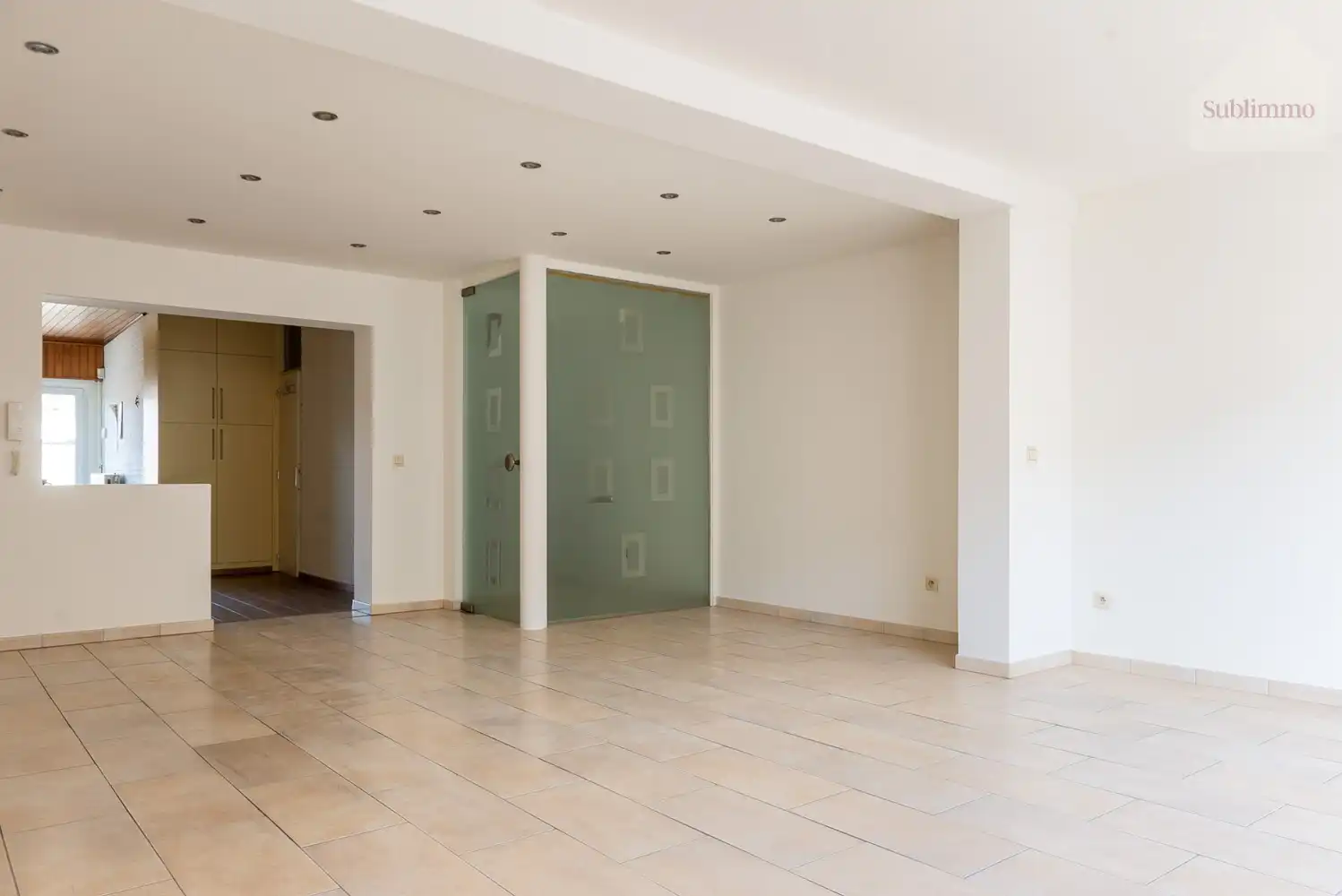 Handelspand met appartement in het hart van Meerhout foto 5