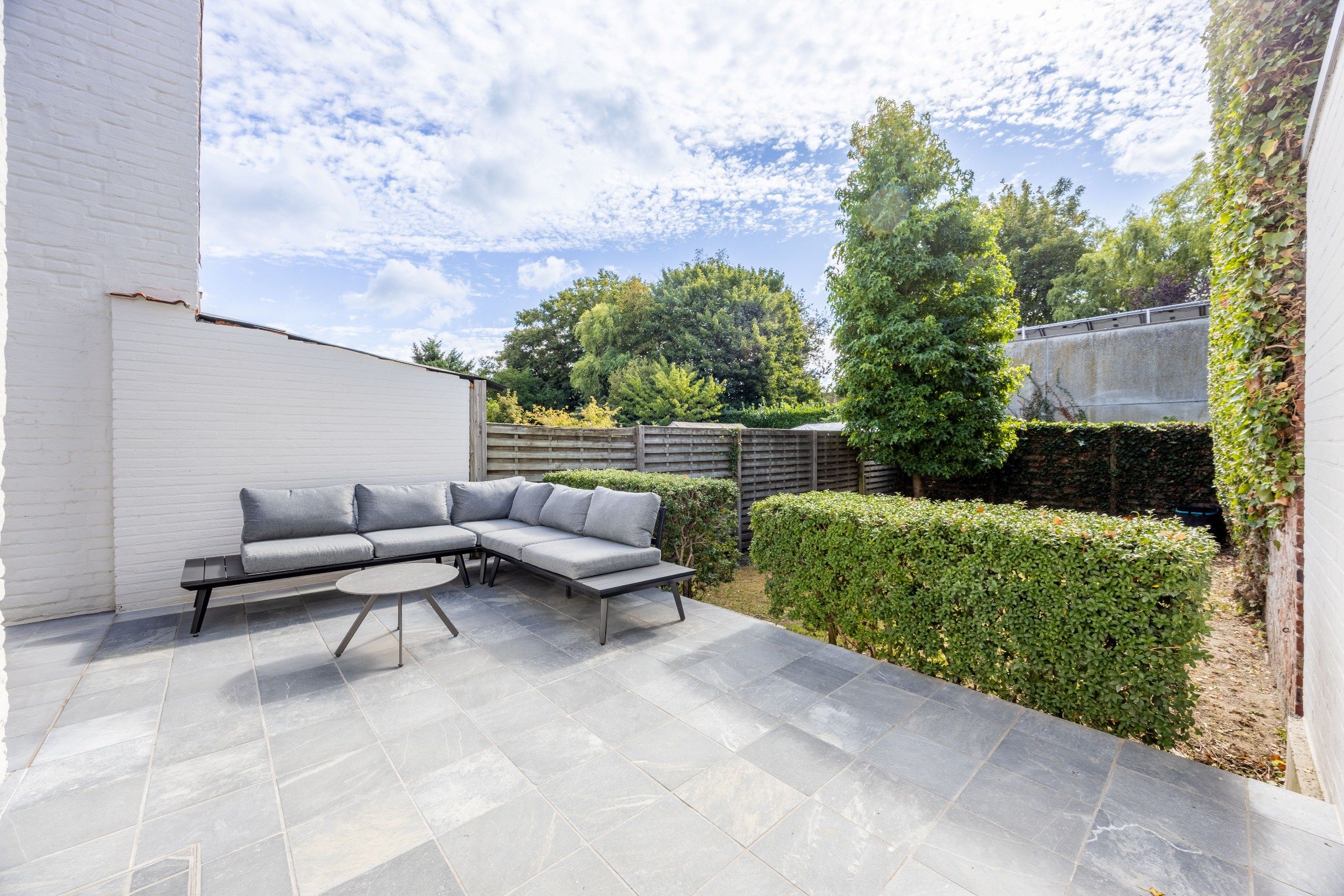 KNUSSE STARTERSWONING MET TUIN foto 4