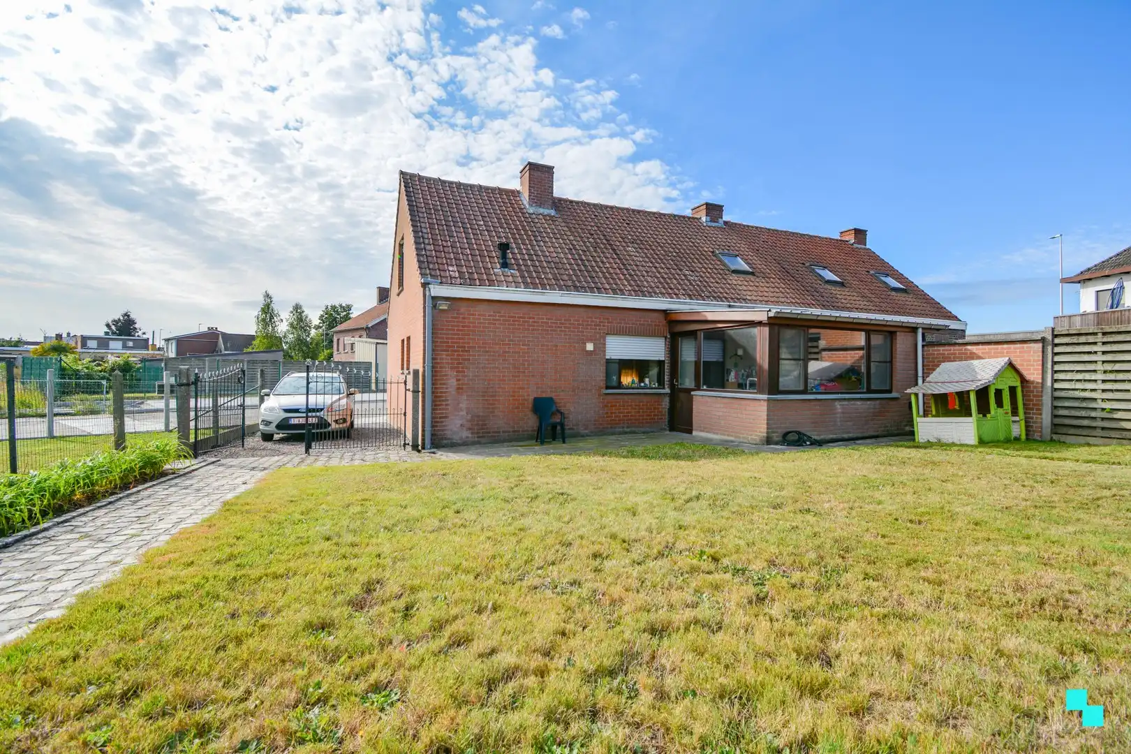 Te renoveren HOB op hoekperceel te Kortemark foto 9