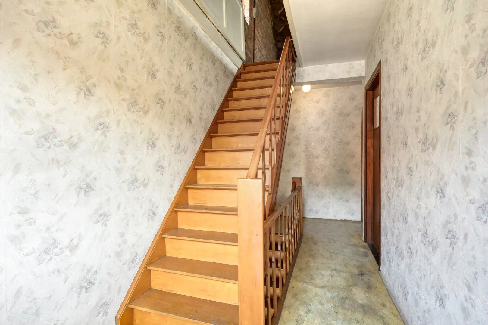 Ruime te renoveren woning met uitbreidingspotentieel en zonnig perceel van 1.738 m² !  foto 22