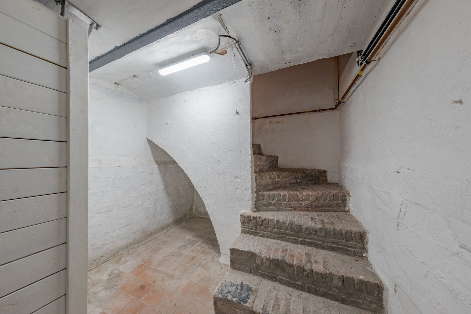 Instapklare woning met aangename tuin foto 10