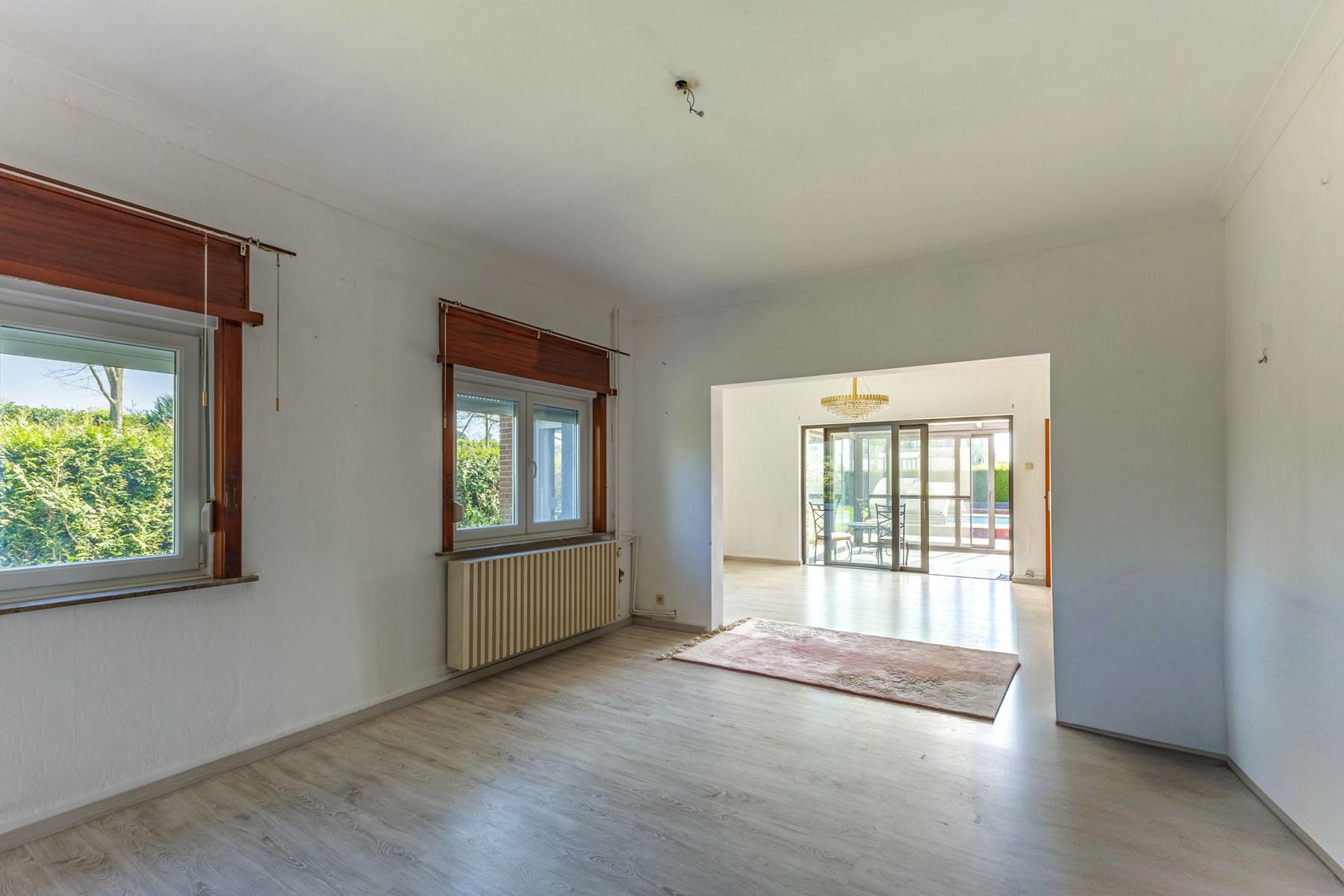 Ruime villa met 5 slaapkamers en zwembad foto 17