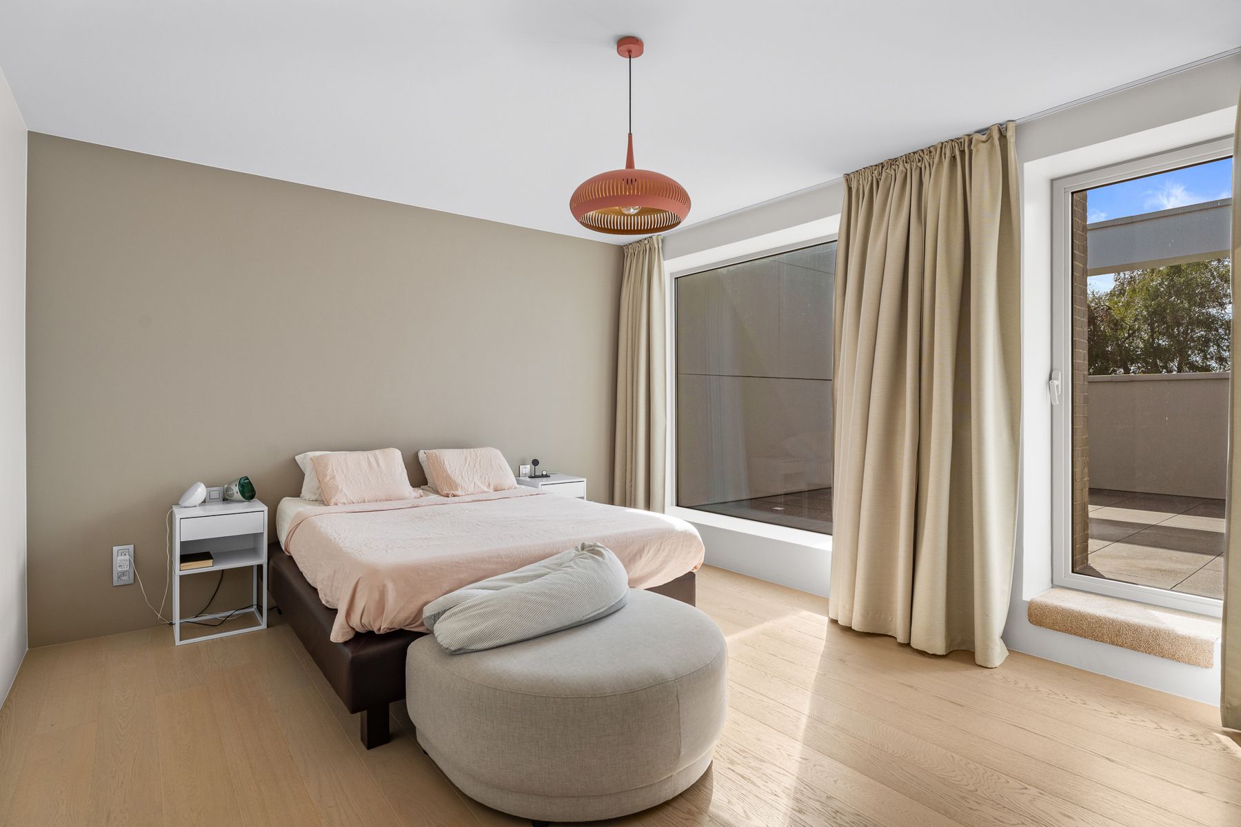 Strakke moderne 4 slpk. villa op ruim ZW perceel! foto 17