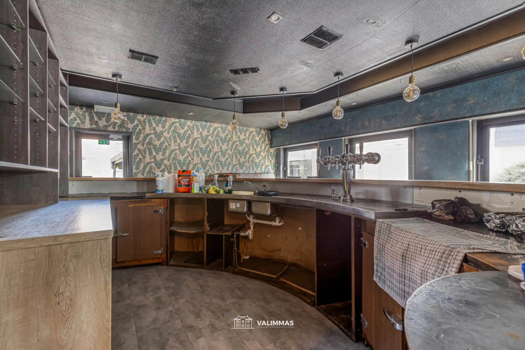 Centrum Asse: ruime handelswoning met terras en grote garage foto 13