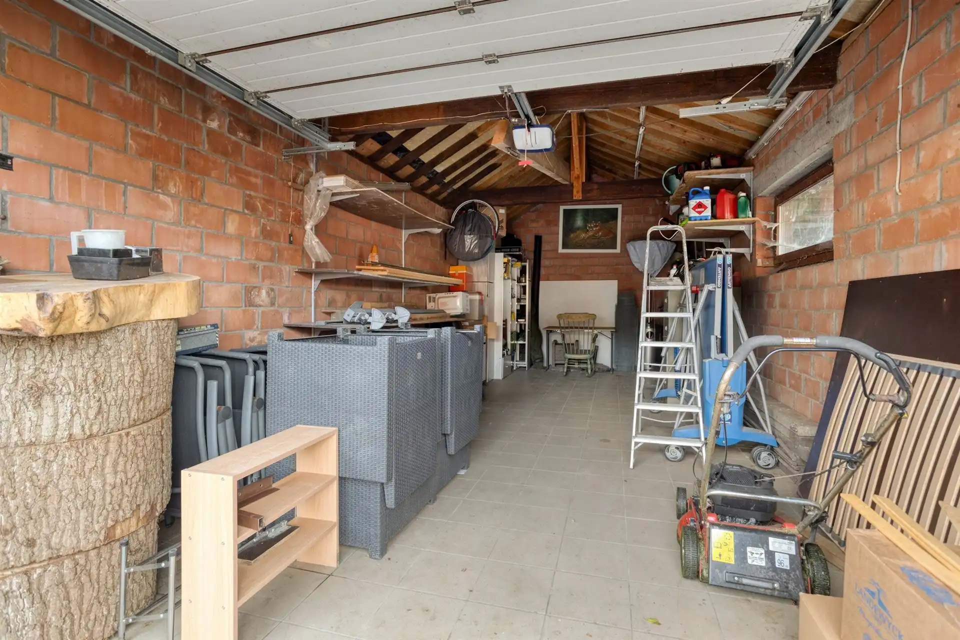 Op te frissen woning met 5 slpks nabij centrum Oostmalle! foto 31
