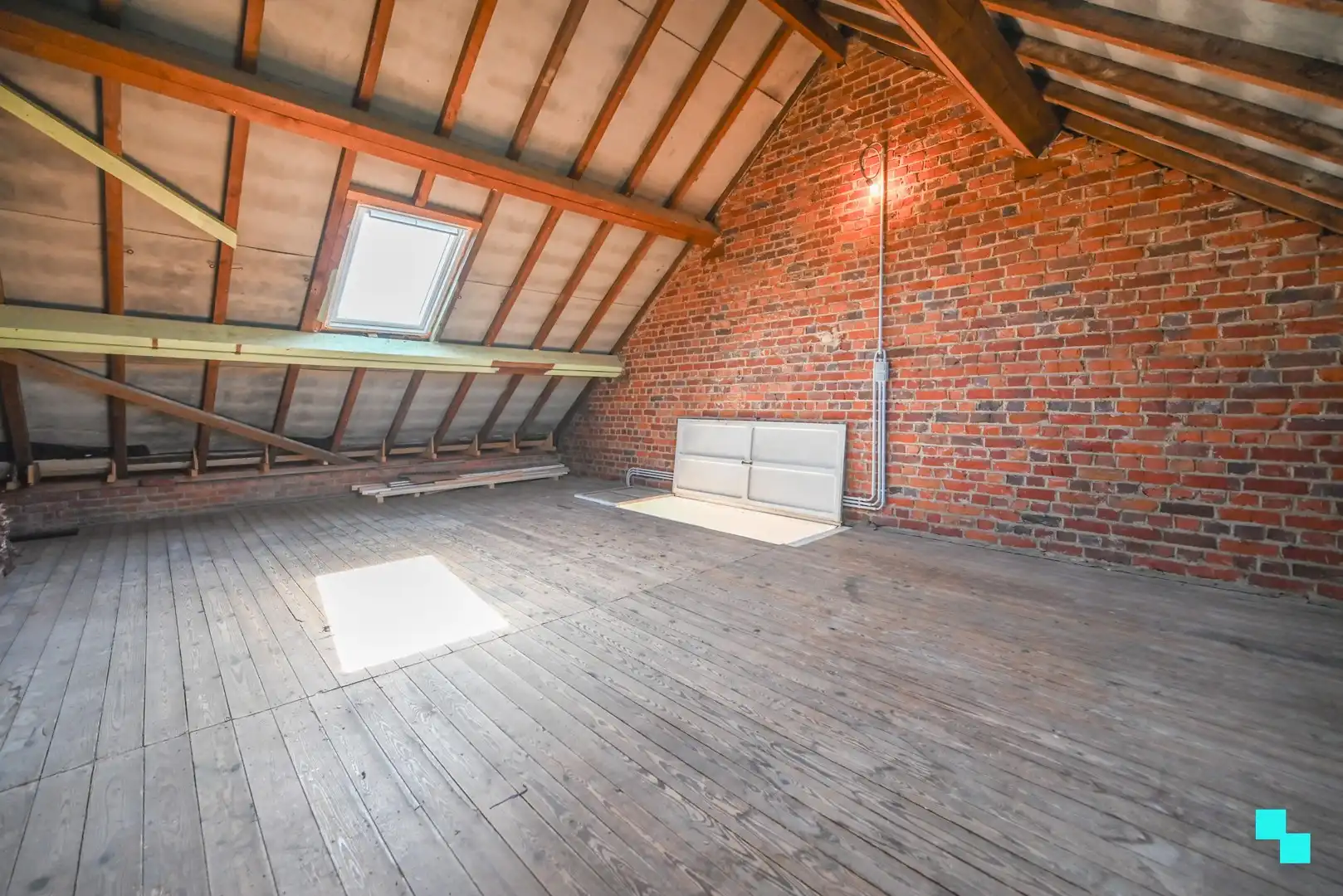 Gerenoveerde 2-slaapkamerwoning in Ingelmunster foto 30