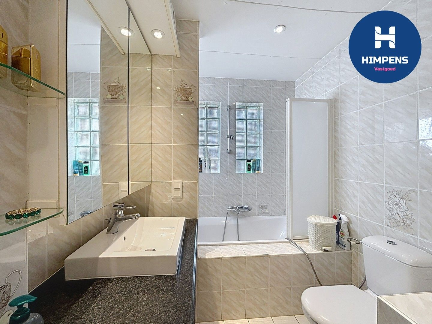 Charmante Woning met Potentieel in Sint-Idesbald – 625m², Lichtrijke Tuin & 3 Slaapkamers foto 11