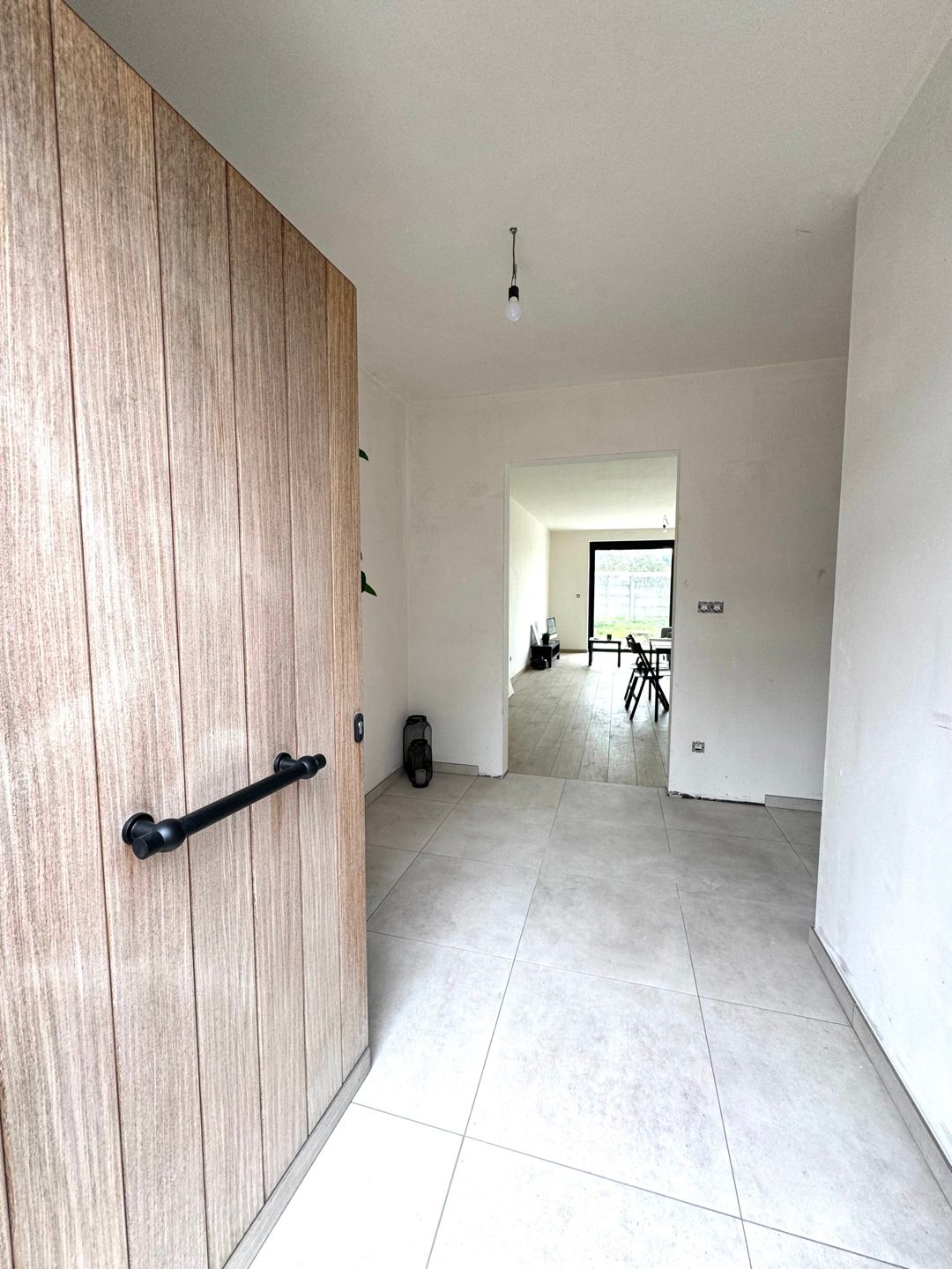 Nieuwbouwwoning met drie slaapkamers en garage foto 2