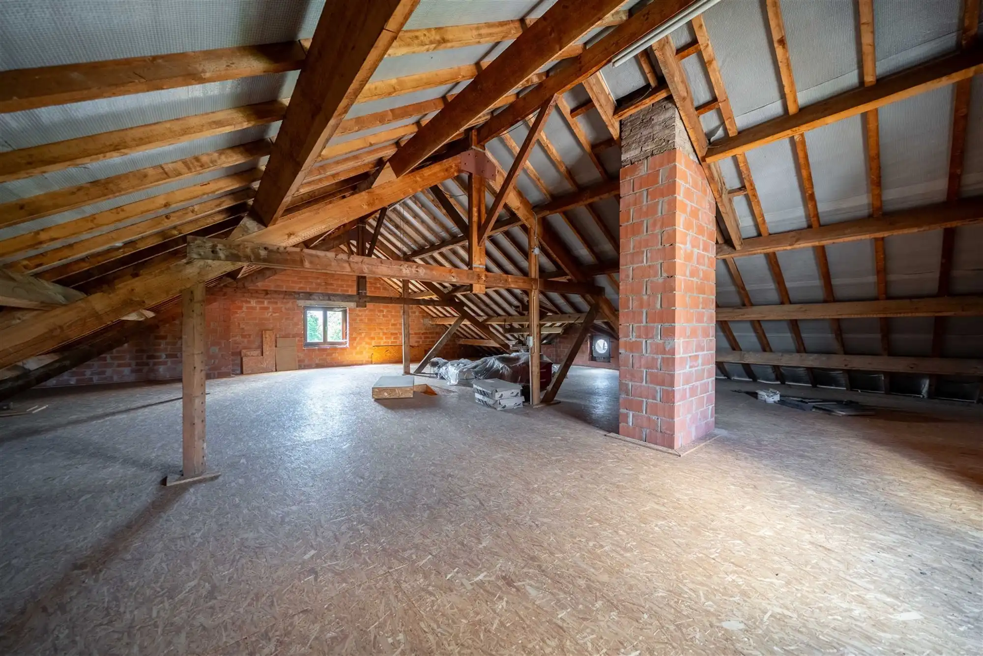 Handelspand met appartement te koop in Westerlo!! foto 25