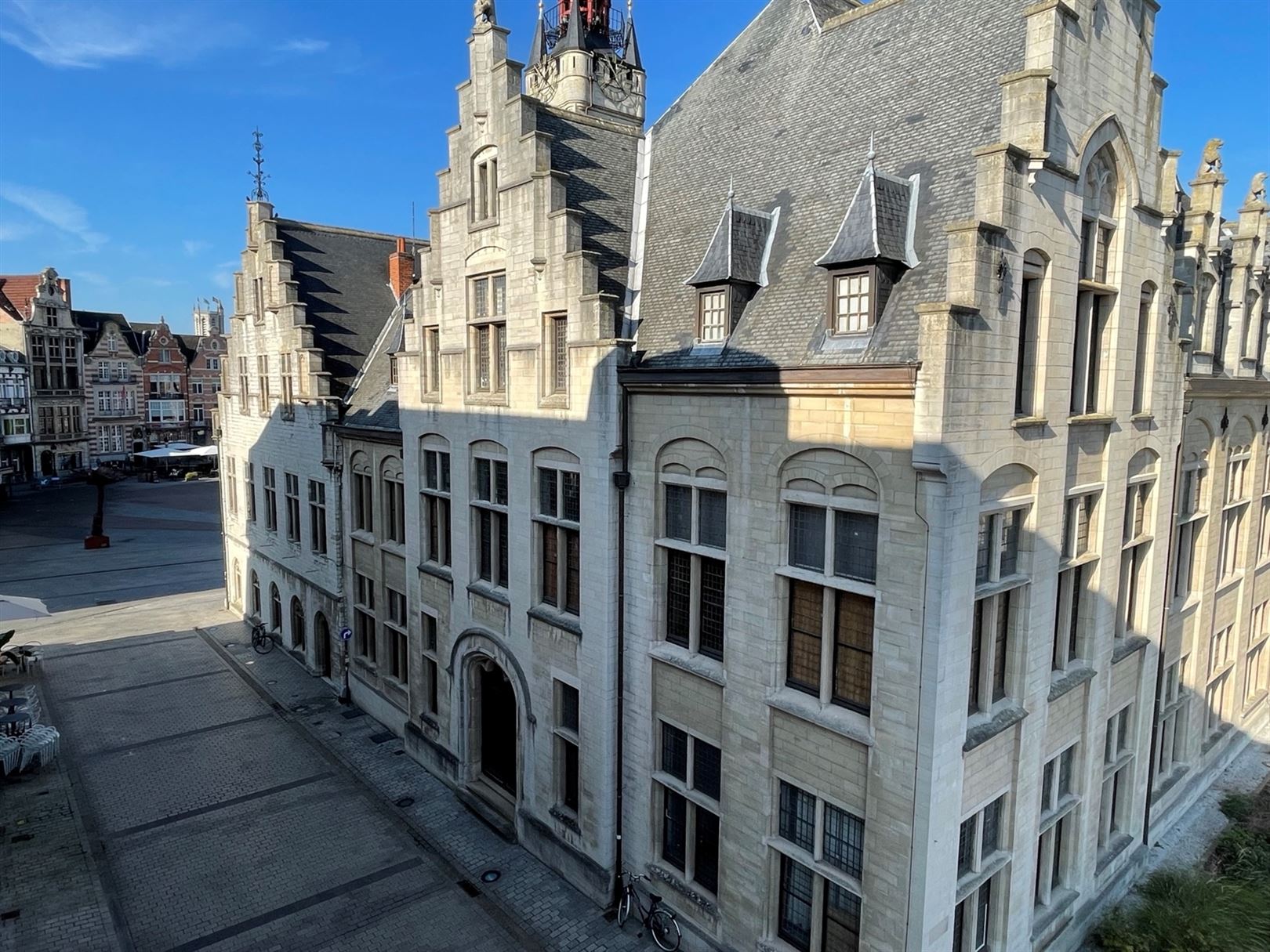 Uniek appartement met terras en 360 graden zicht op Dendermonde foto 3