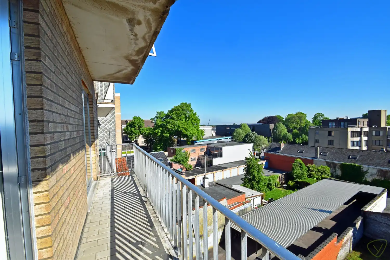 Instapklaar appartement met twee slaapkamers op een boogscheut van het centrum foto 10