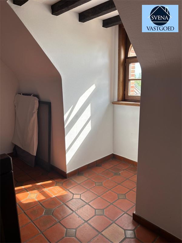 MOOIE RUIME VILLA MET SLAAPKAMERS EN TUIN  foto 10
