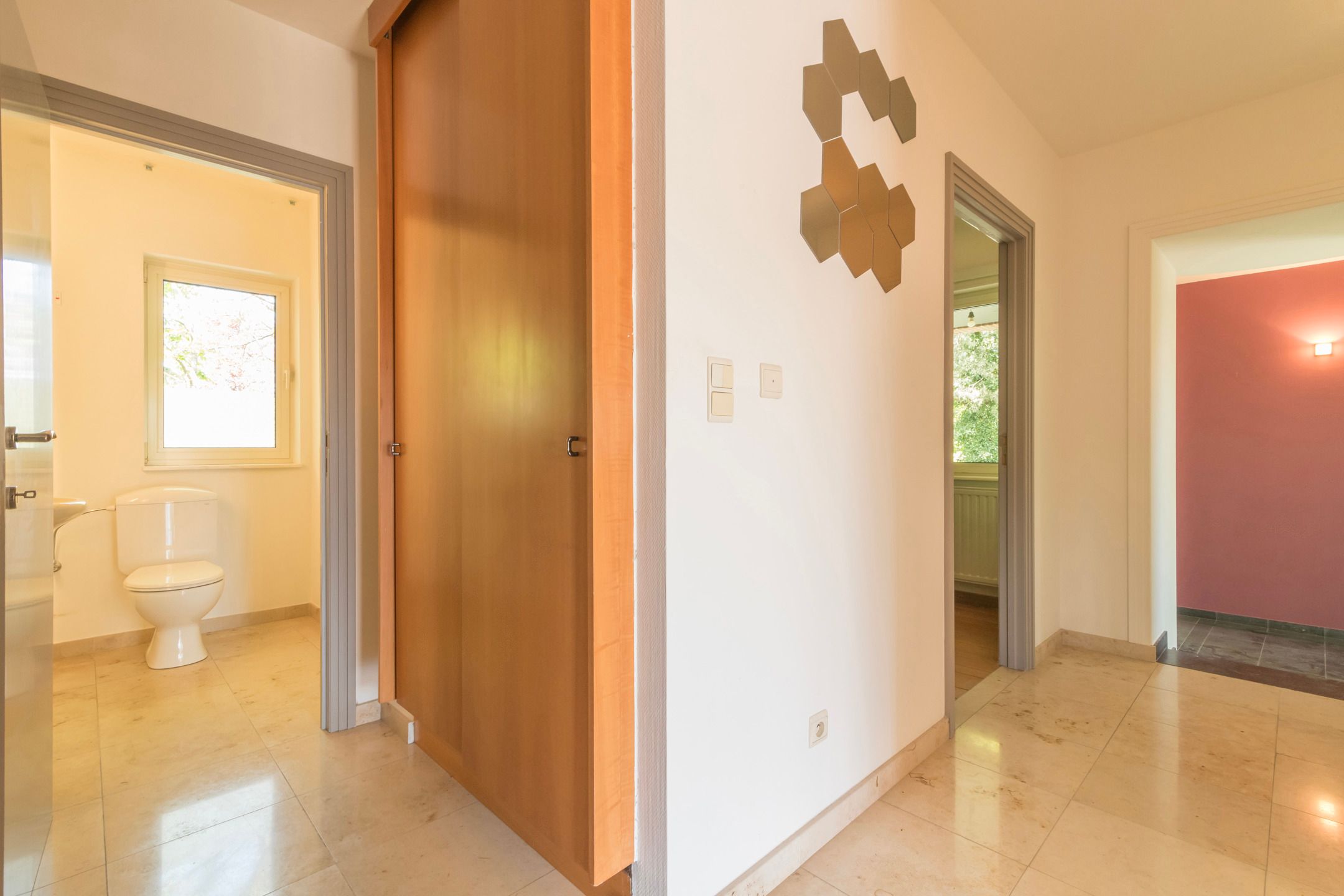 Kantoor- of praktijkruimte met woning op toplocatie foto 44