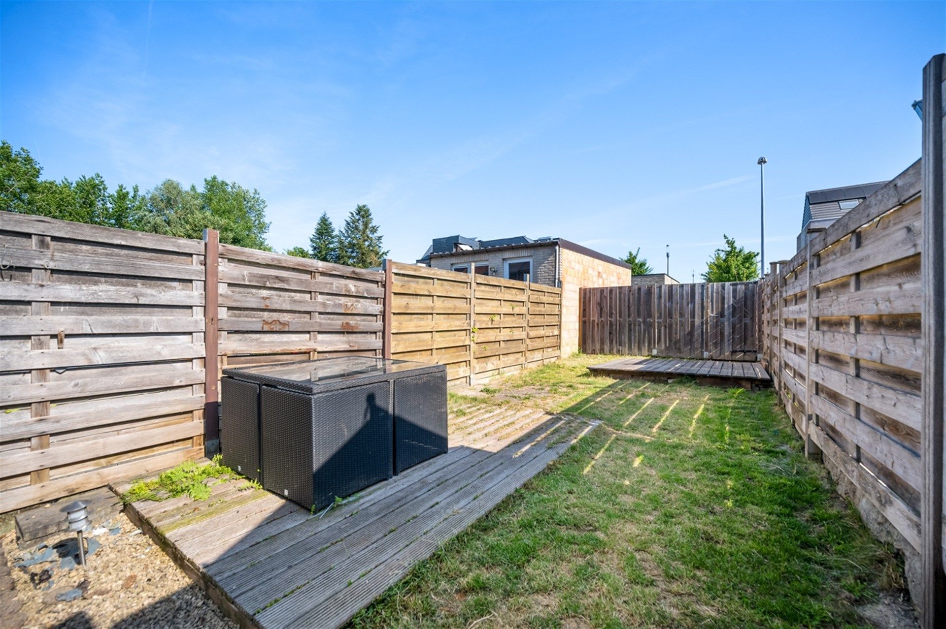 Ruime gezinswoning met vier slaapkamers en tuin in Ninove foto 18