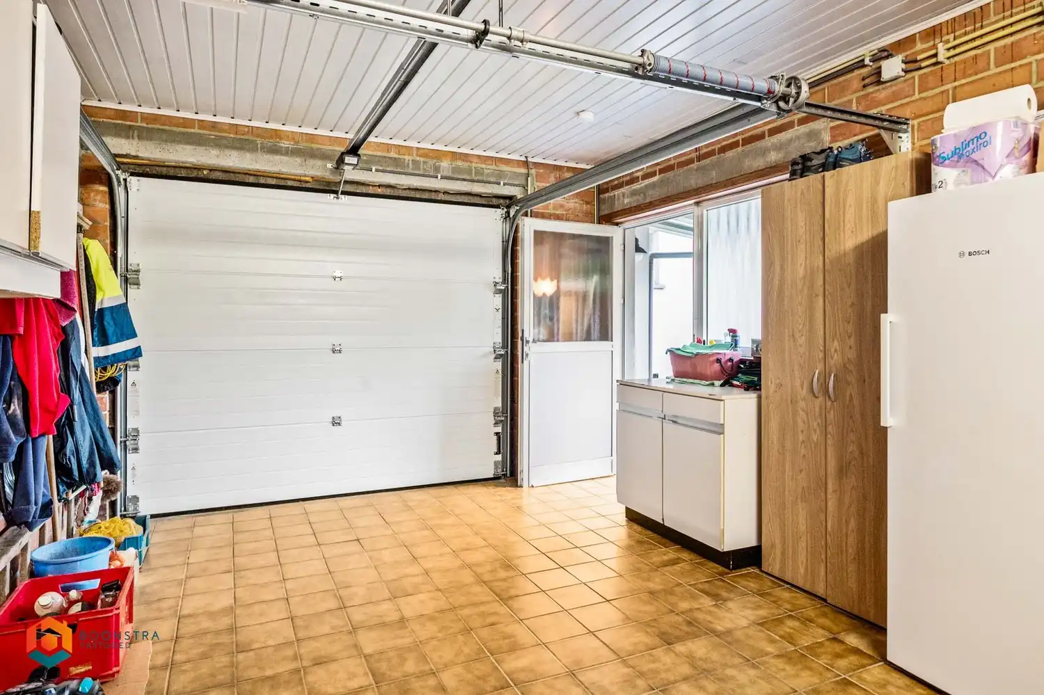 Zeer verzorgde laagbouwwoning met 2 slpkrs en leuke tuin foto 17