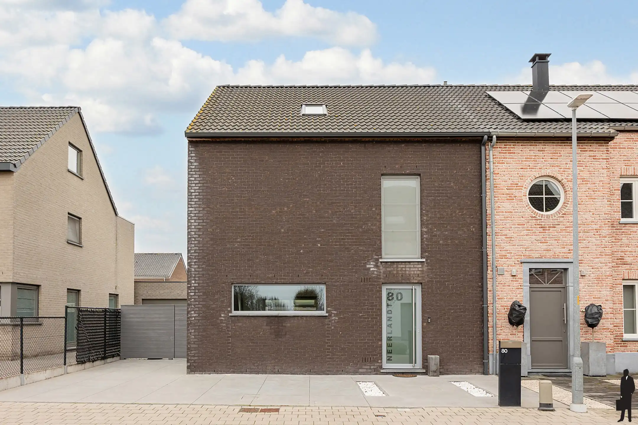 Instapklare HOB met ruime tuin in Hamme-Zogge foto {{pictureIndex}}