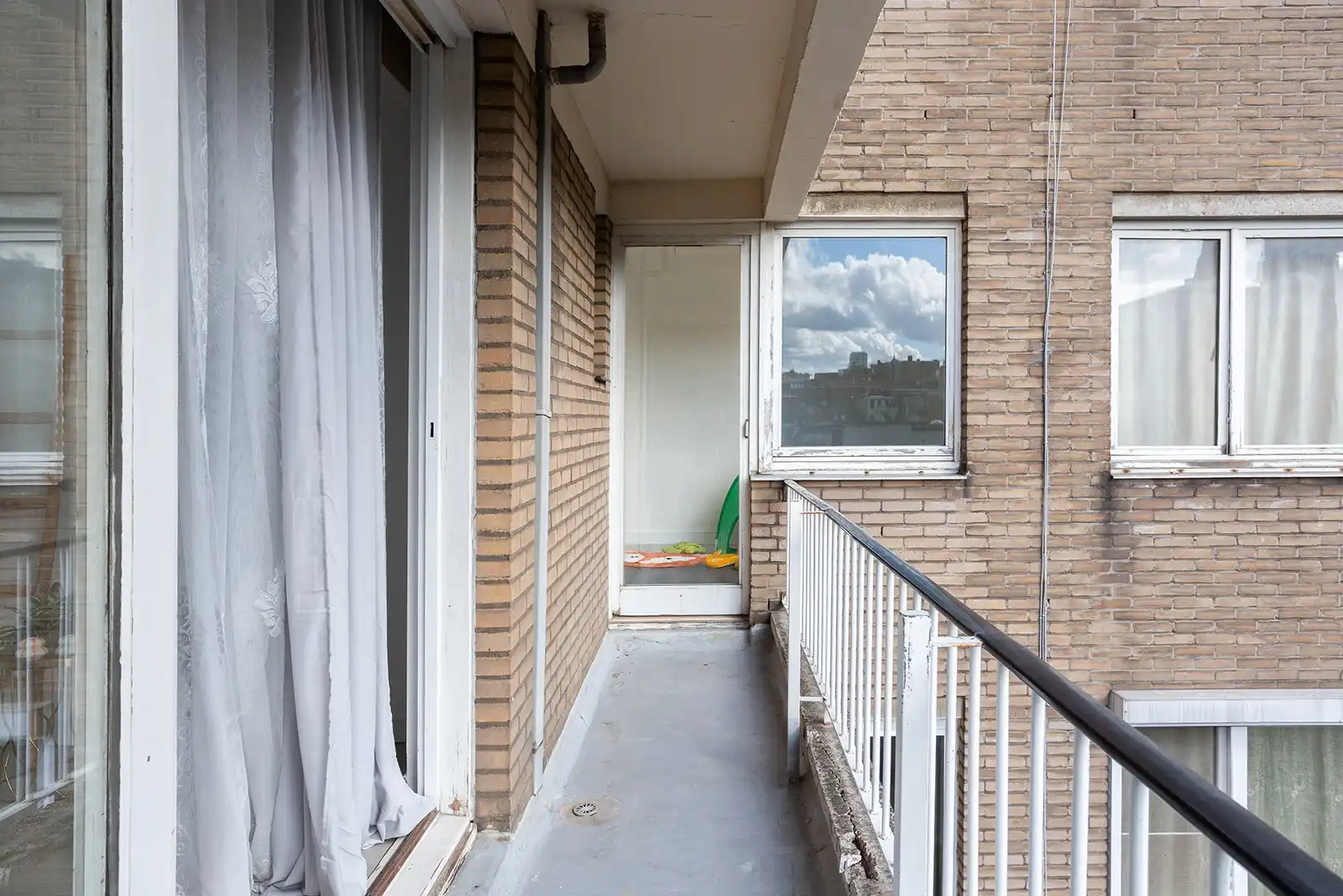 Drie slaapkamers, twee terrassen, één centrale ligging foto 14