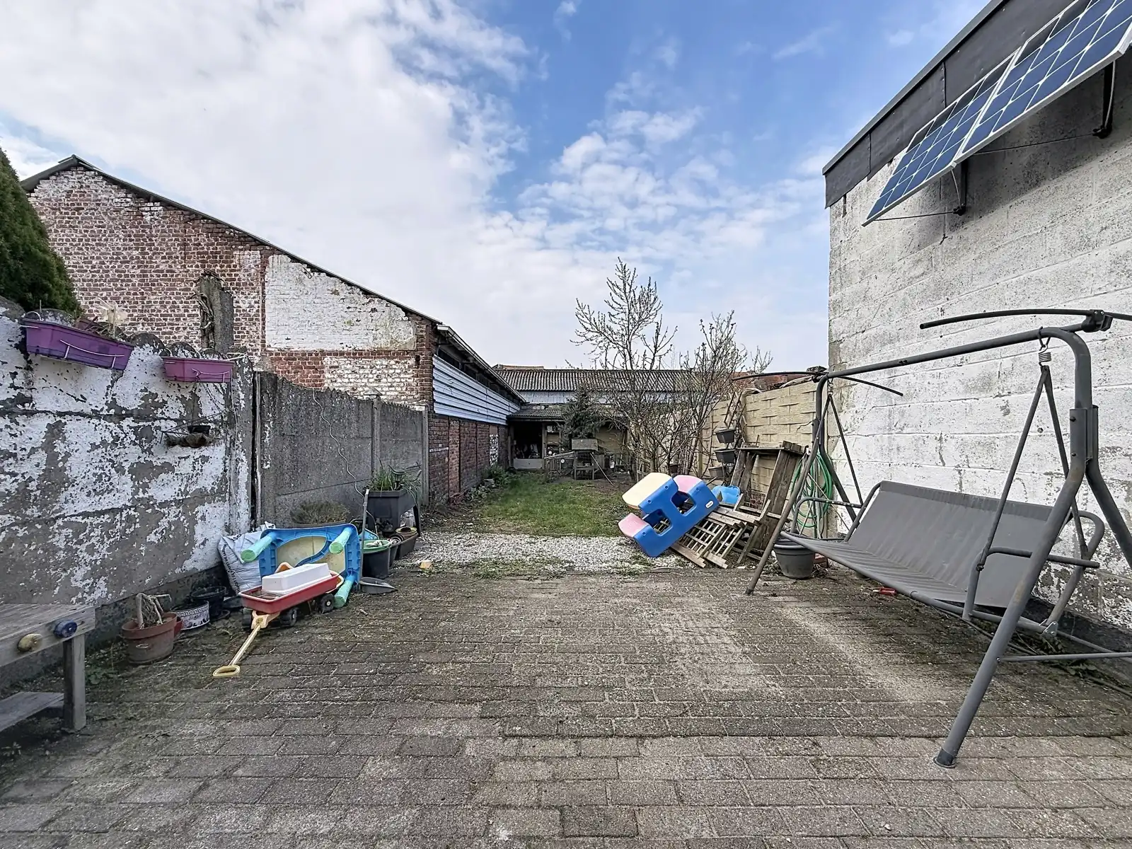 Ruime gezinswoning nabij het Centrum van Tienen met slpks  foto 16