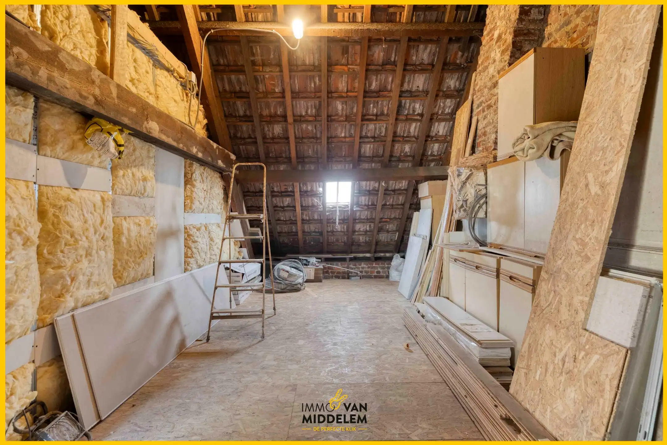 ENERGIEZUINIGE 2-GEVELWONING MET 3 SLPKS, TERRAS, EN TUIN foto 20