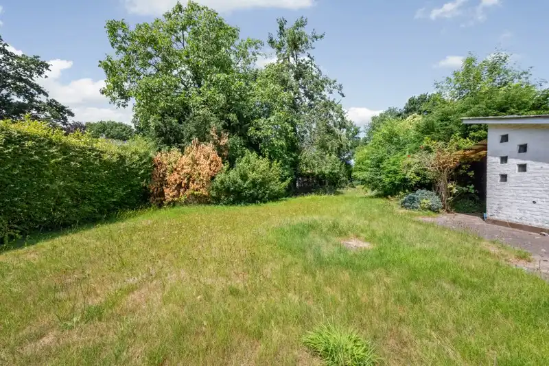 Ruime bungalow op 1.040 m² grond te Varsenare foto 12