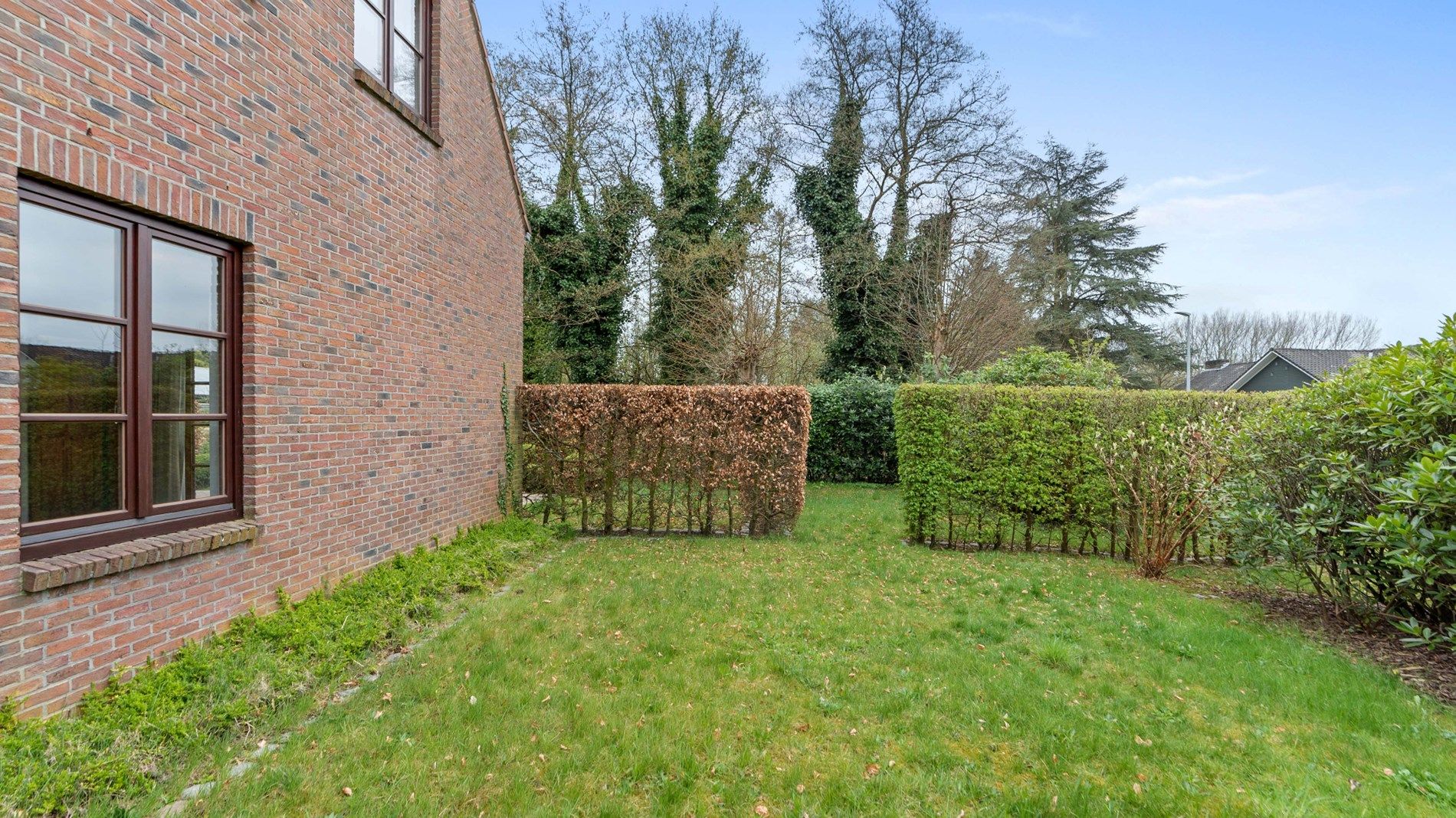 Zeer degelijk gebouwde woning met 3/5 slpks in een doodlopende straat in het centrum ! foto 44