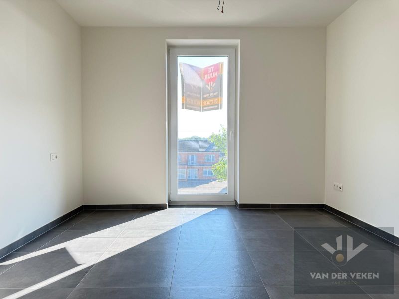HYPERMODERN BEN-NIEUWBOUWAPP MET 2 SLPK EN RUIM TERRAS foto 13