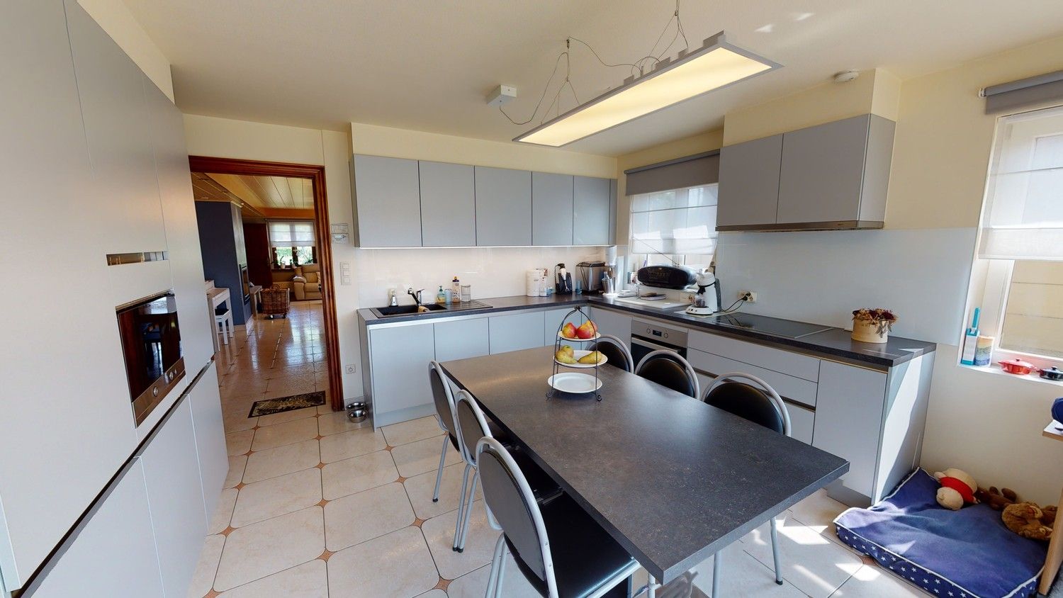 Ruime woning met 3 slaapkamers! foto 5