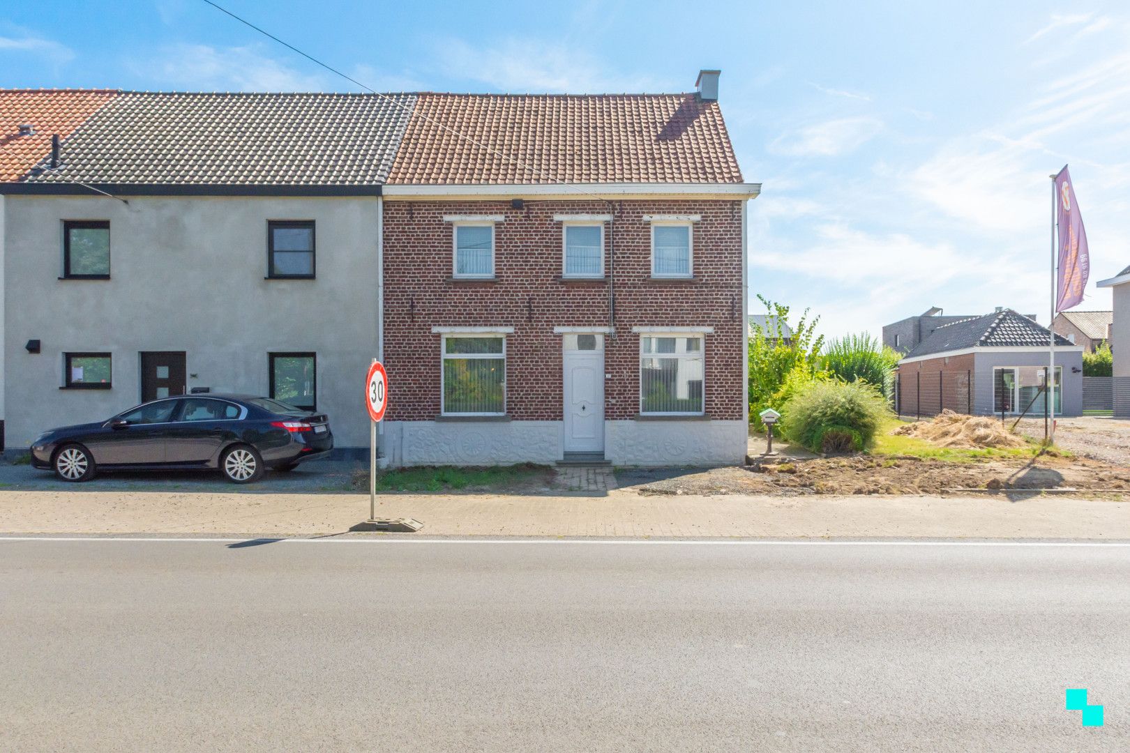 Woning op perceel grond met mogelijkheden foto 4