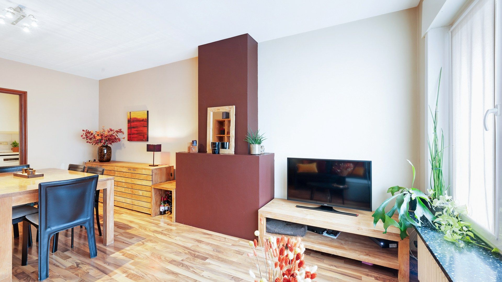 Centraal gelegen appartement met grote tuin te Heist foto 6