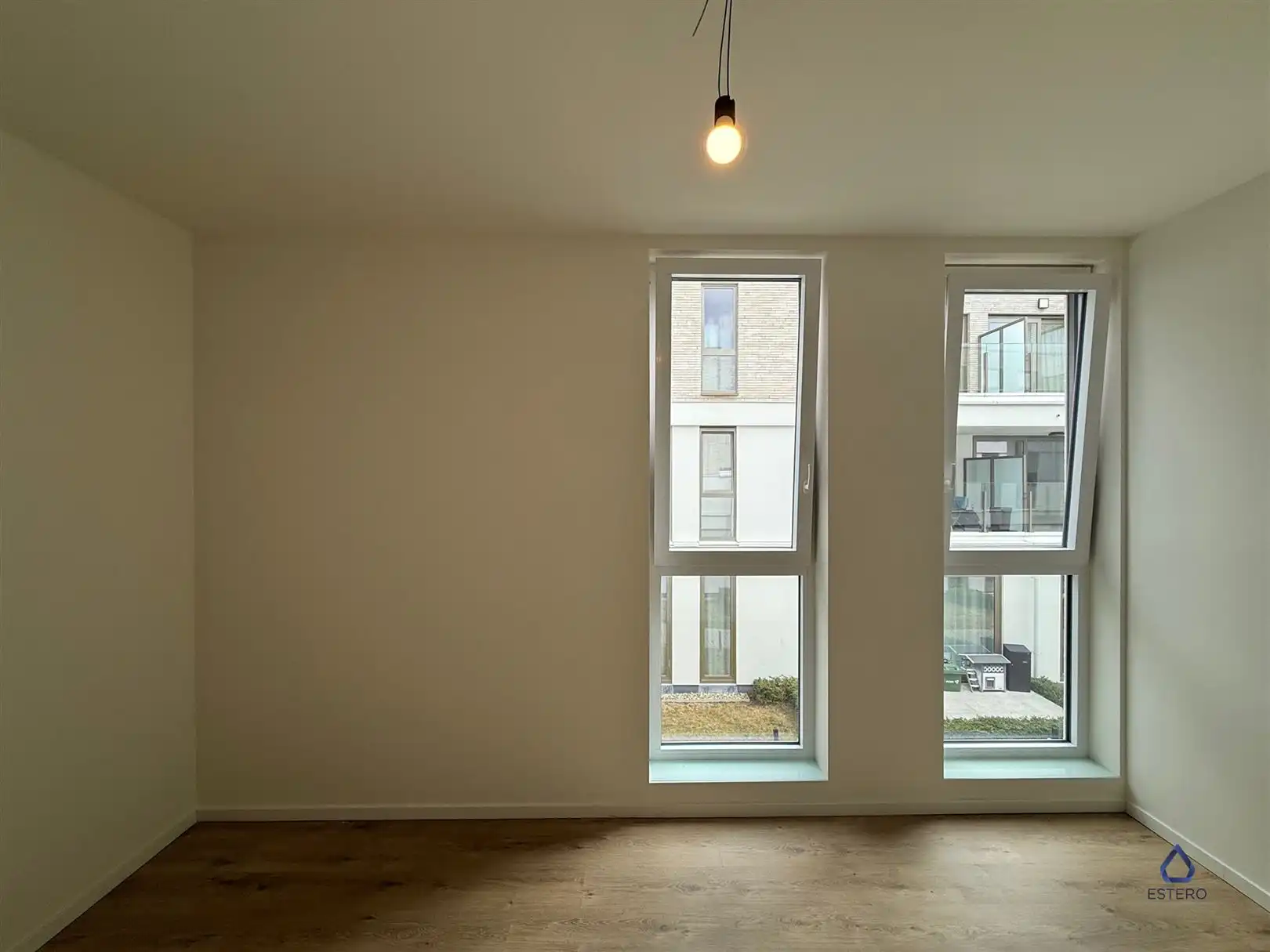Mooi afgewerkt appartement met 2 slaapkamers foto 10