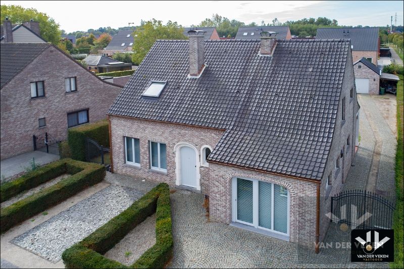 GERENOVEERDE GEZINSWONING IN KINDVRIENDELIJKE OMGEVING TE KURINGEN foto 3