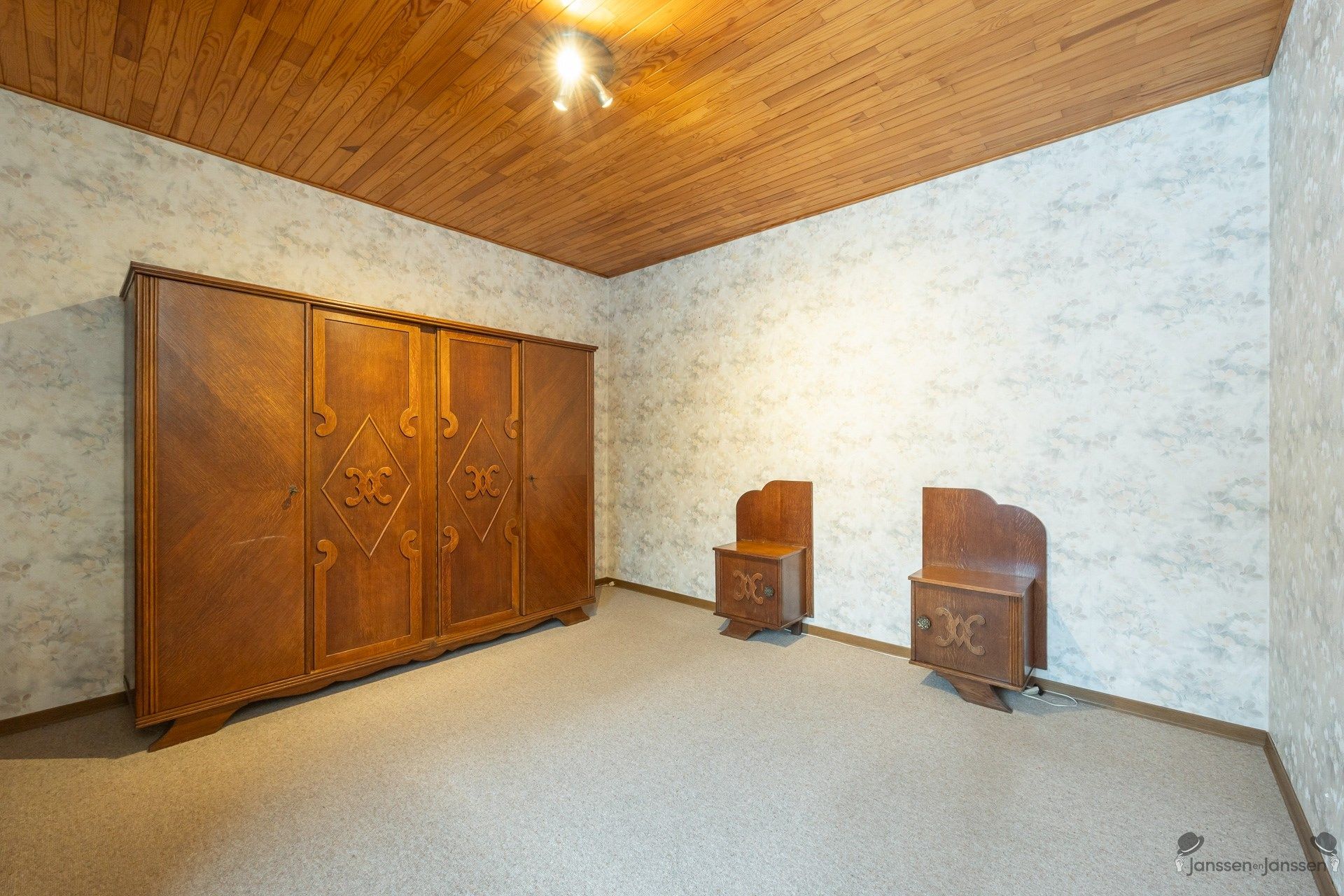 Vrijstaande villa met potentieel in gewilde wijk van Brasschaat foto 18