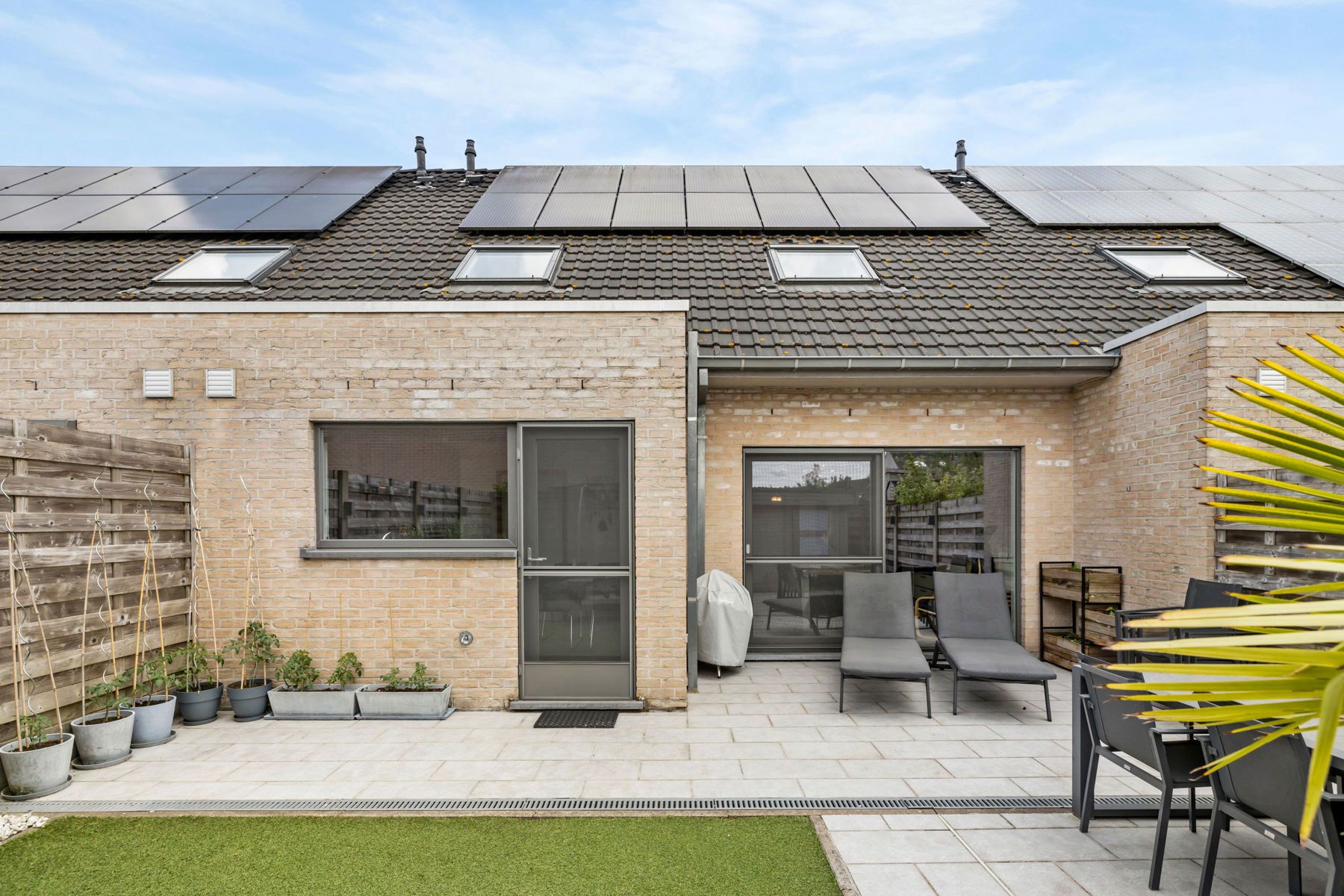 Instapklare woning met tuin, zonnepanelen en 3 slpks foto 23