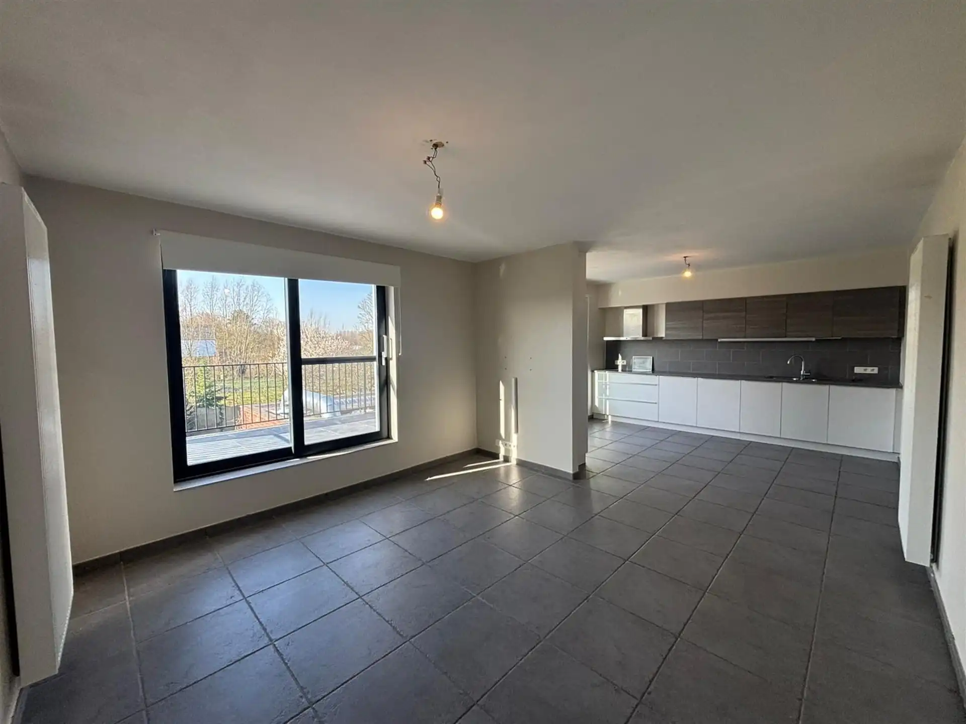 Ruim appartement met zonneterras, vlakbij groene oase! foto 10