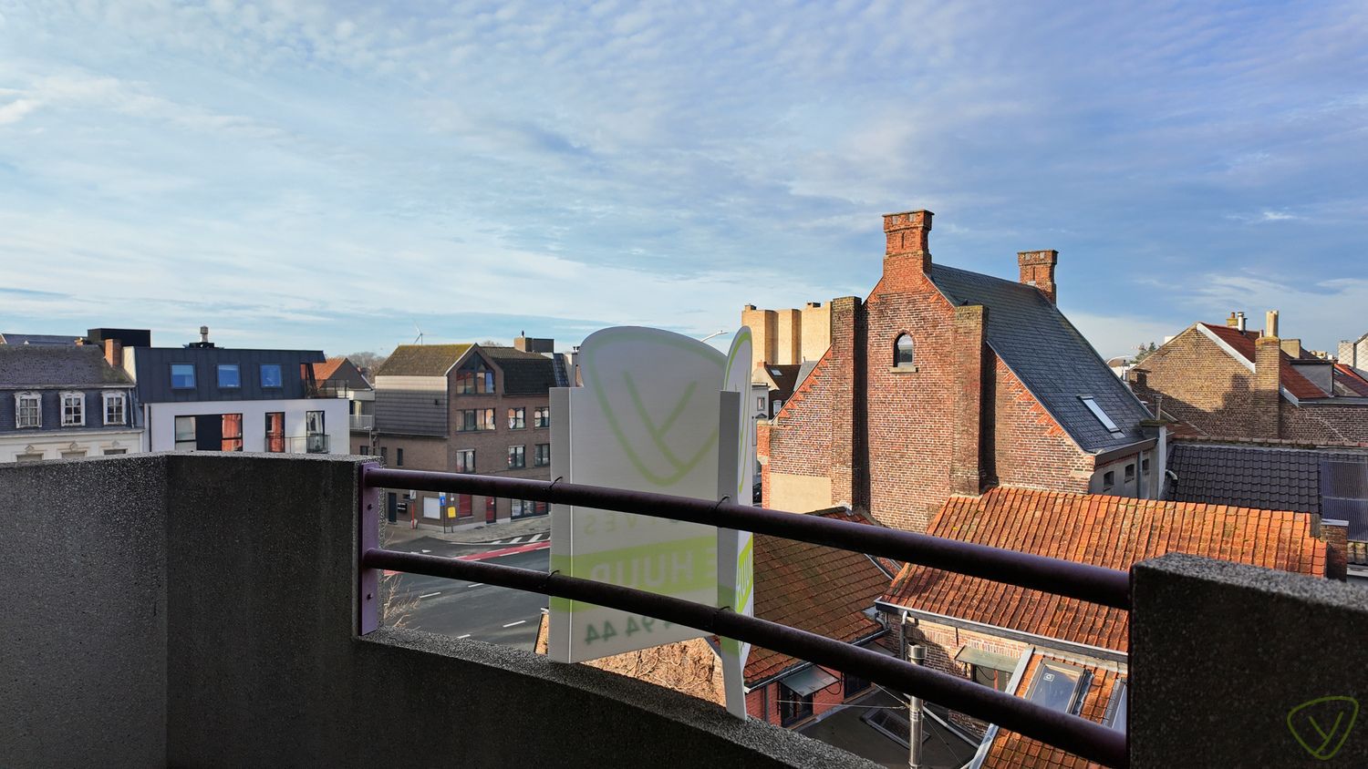 Ruim en lichtrijk appartement met lift en terras in residentie “Mozart” te Eeklo! foto 20