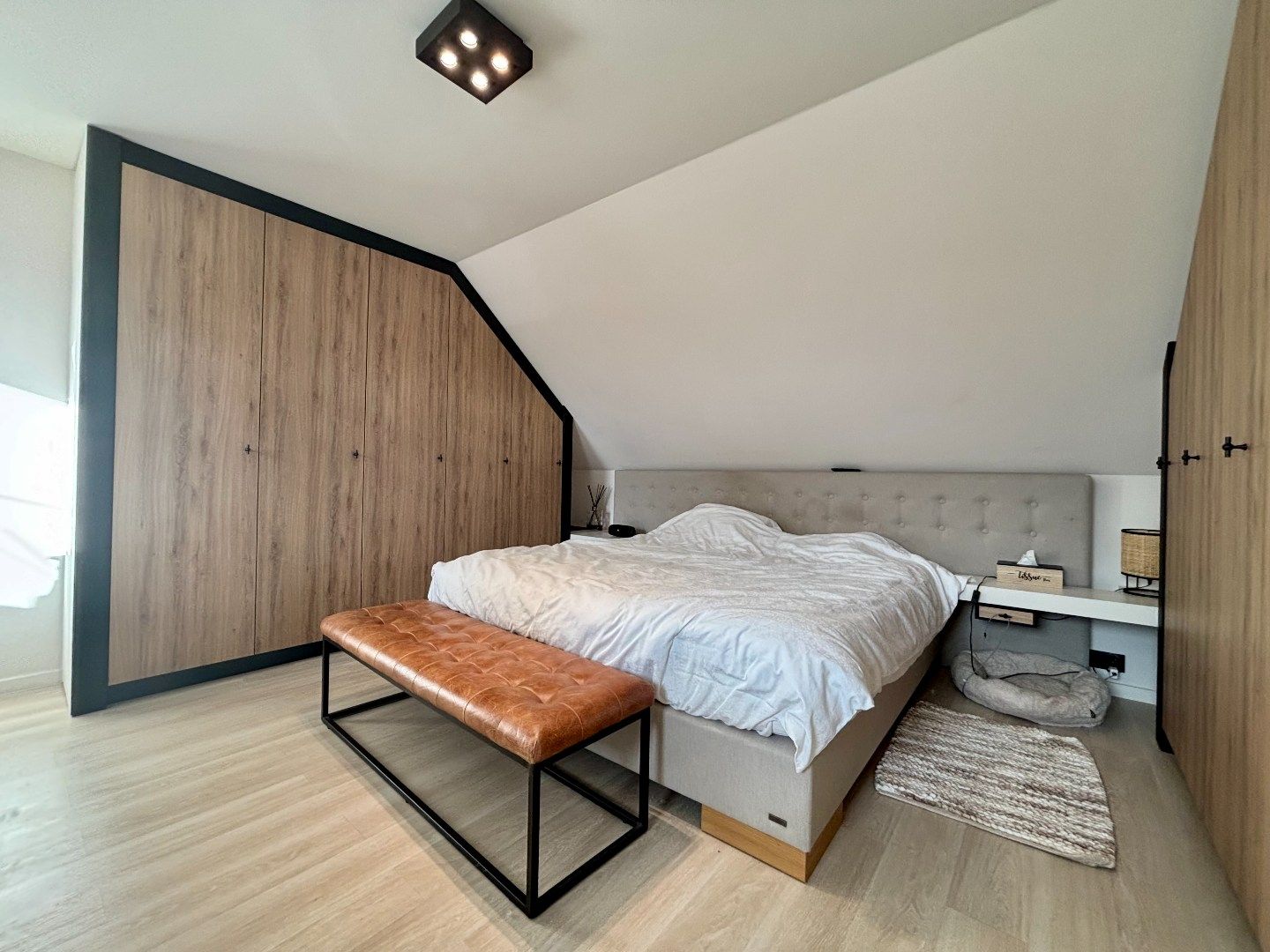 Centrum Ieper – Recente instapklare gezinswoning met energieprestatie label A foto 13