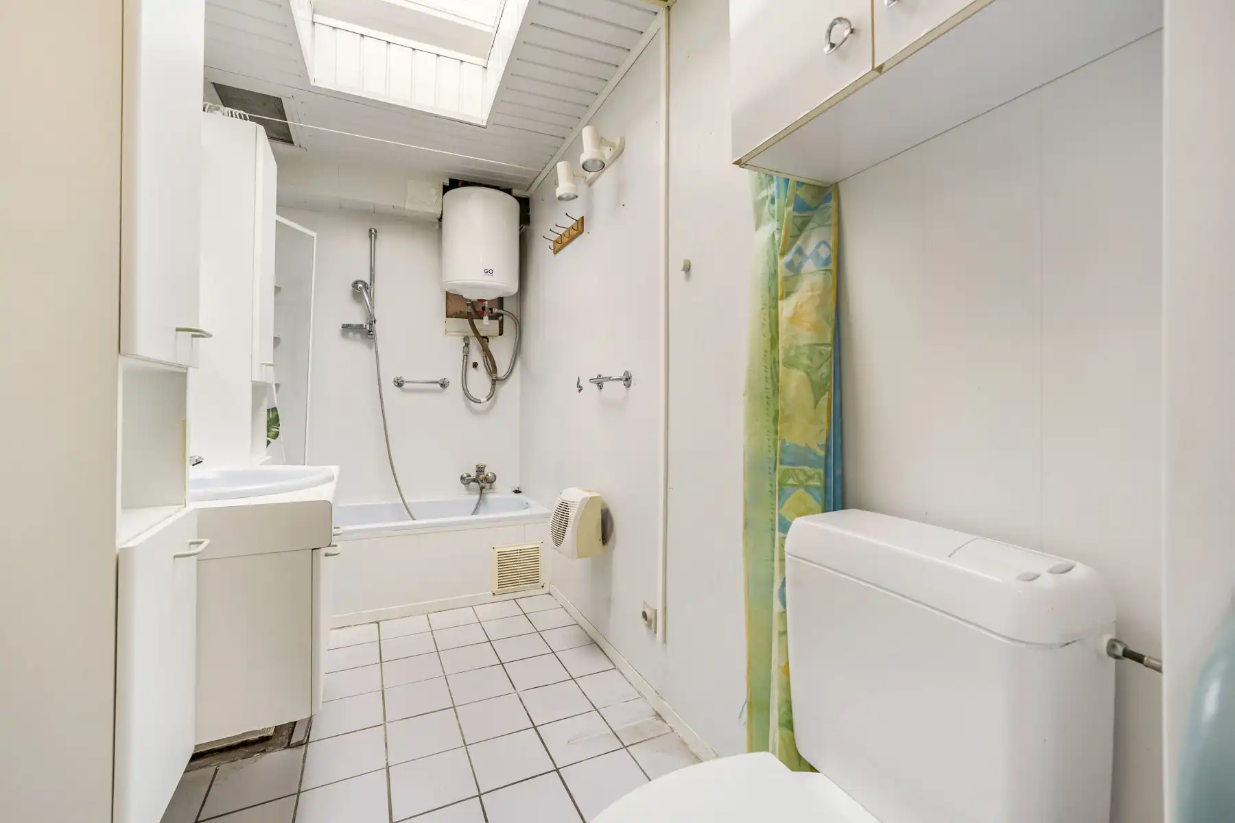 Goed gelegen woning met 3 slaapkamers en tuin foto 6