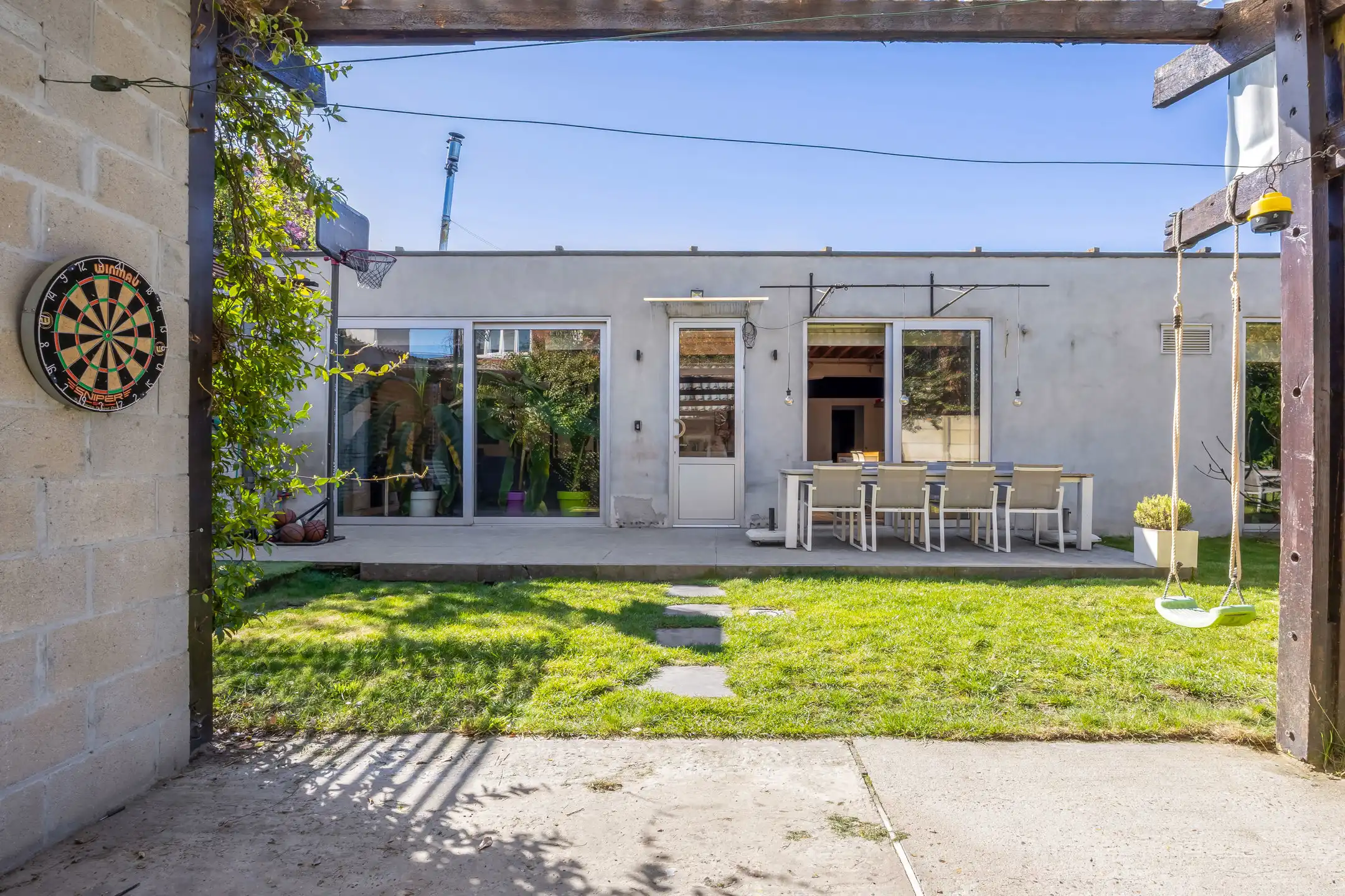 Verborgen loftwoning met tuin, parking & laadpaal in Deurne foto 20