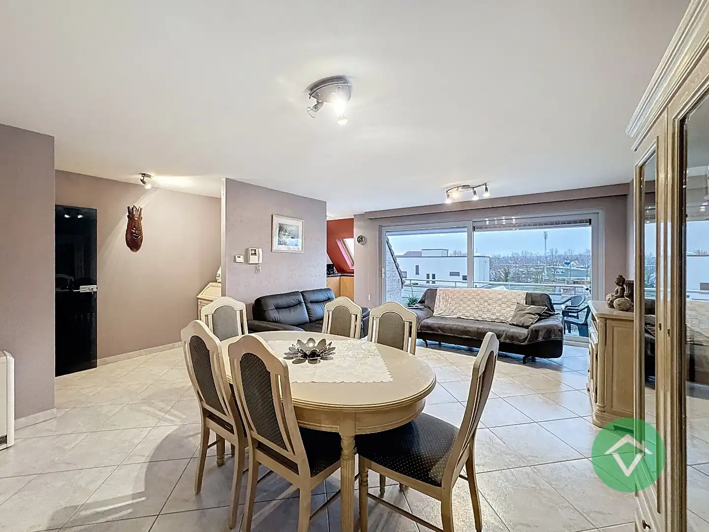  Appartement met 2 slaapkamers en garage te Torhout foto 8