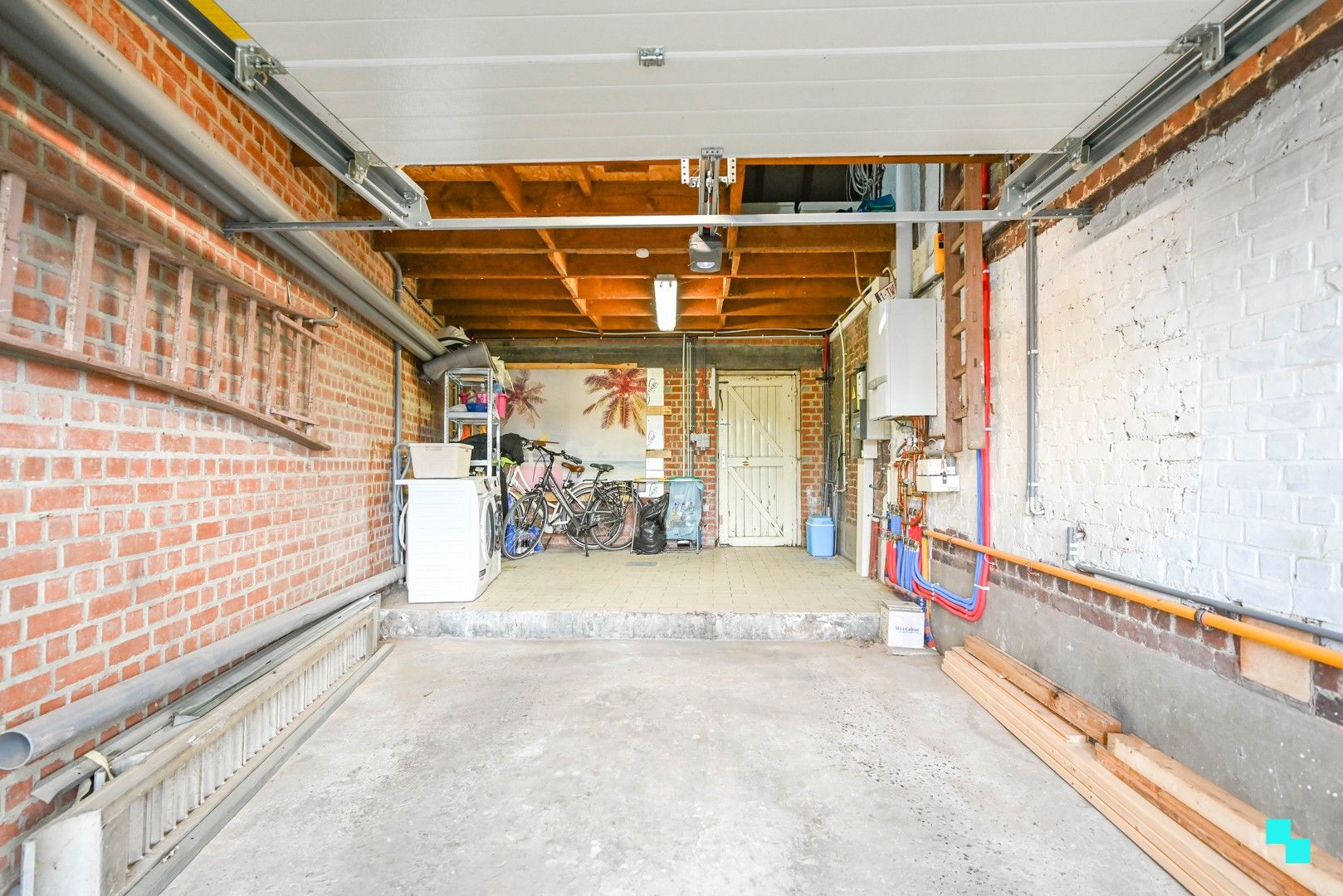 Charmante gerenoveerde woning te Harelbeke foto 32