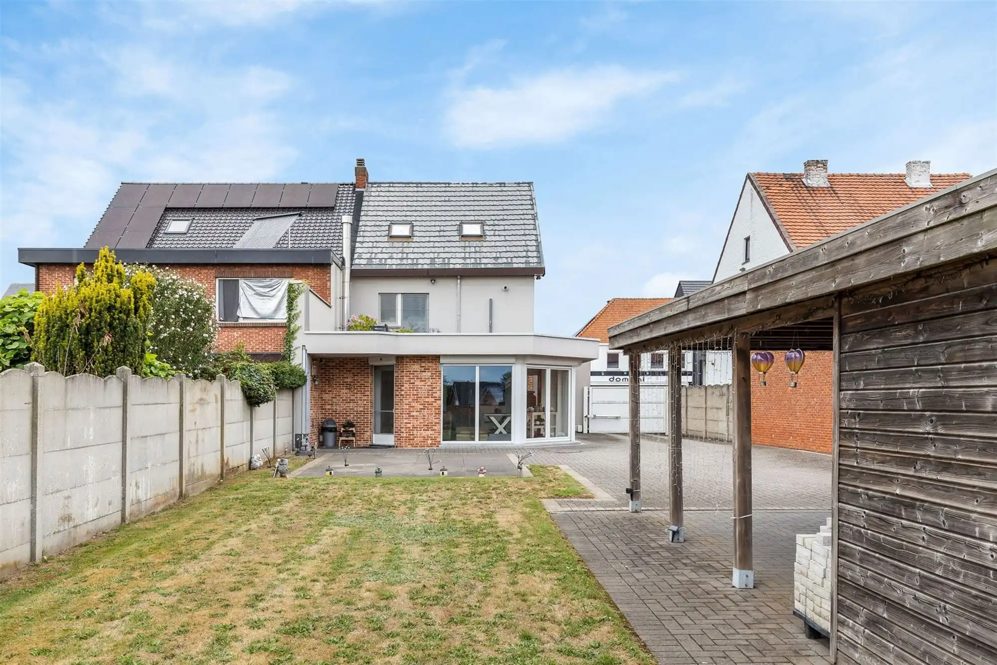 PERFECT ONDERHOUDEN GELIJKVLOERS APPARTEMENT MET 2 SLAAPKAMERS EN RUIME TUIN MET CARPORT EN BERGING TE HEUSDEN foto 18