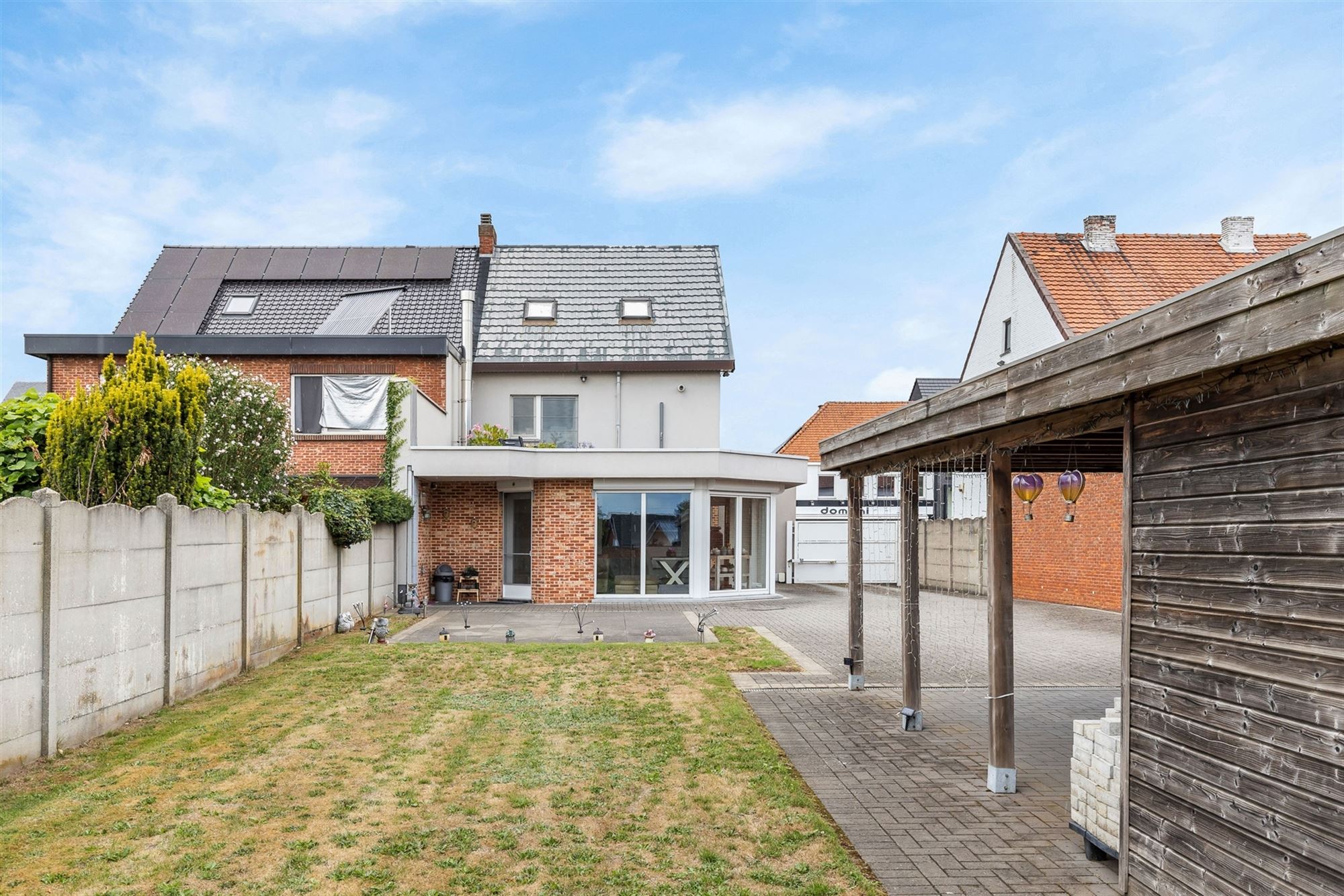 PERFECT ONDERHOUDEN GELIJKVLOERS APPARTEMENT MET 2 SLAAPKAMERS EN RUIME TUIN MET CARPORT EN BERGING TE HEUSDEN foto 18