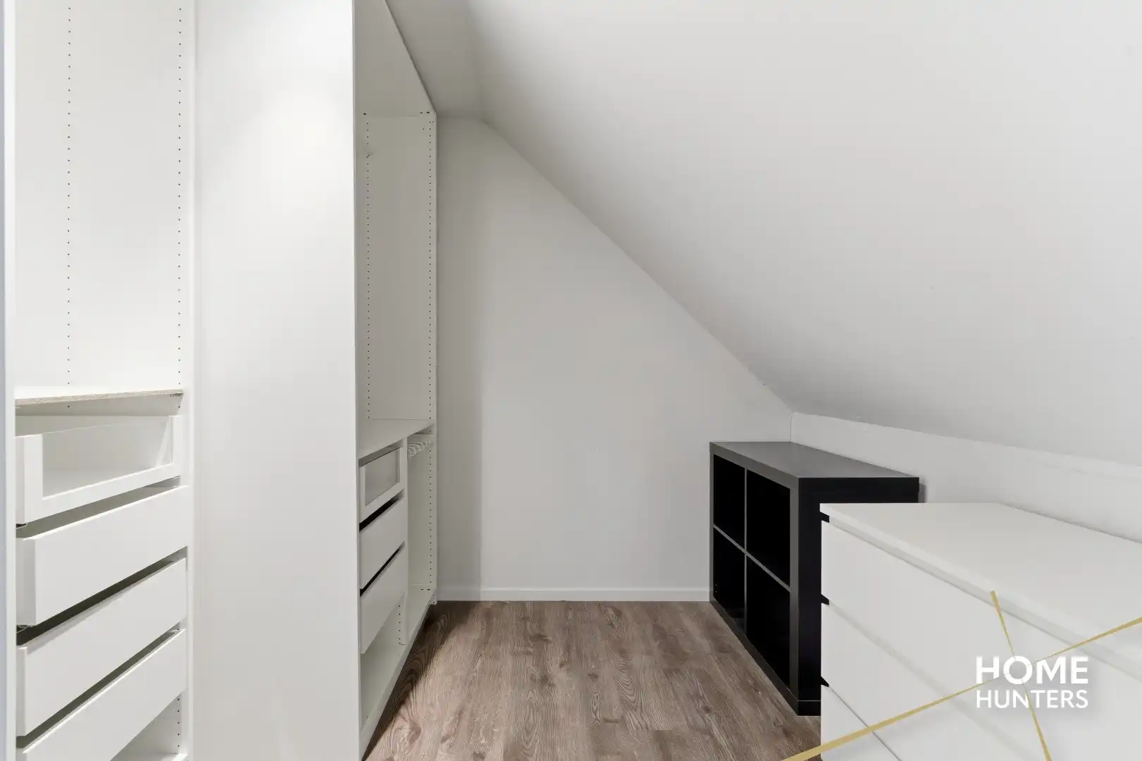 Stijlvol duplex appartement met 3 slaapkamers in hartje Kortemark! foto 10