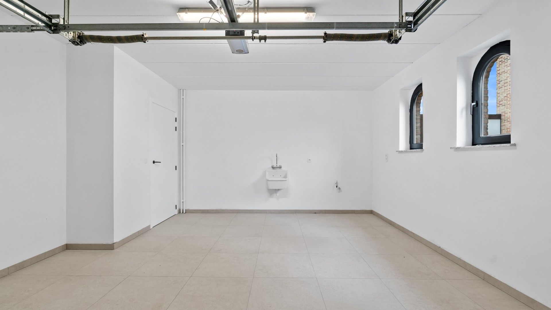 Ruime instapklare woning met 4 slaapkamers foto 17