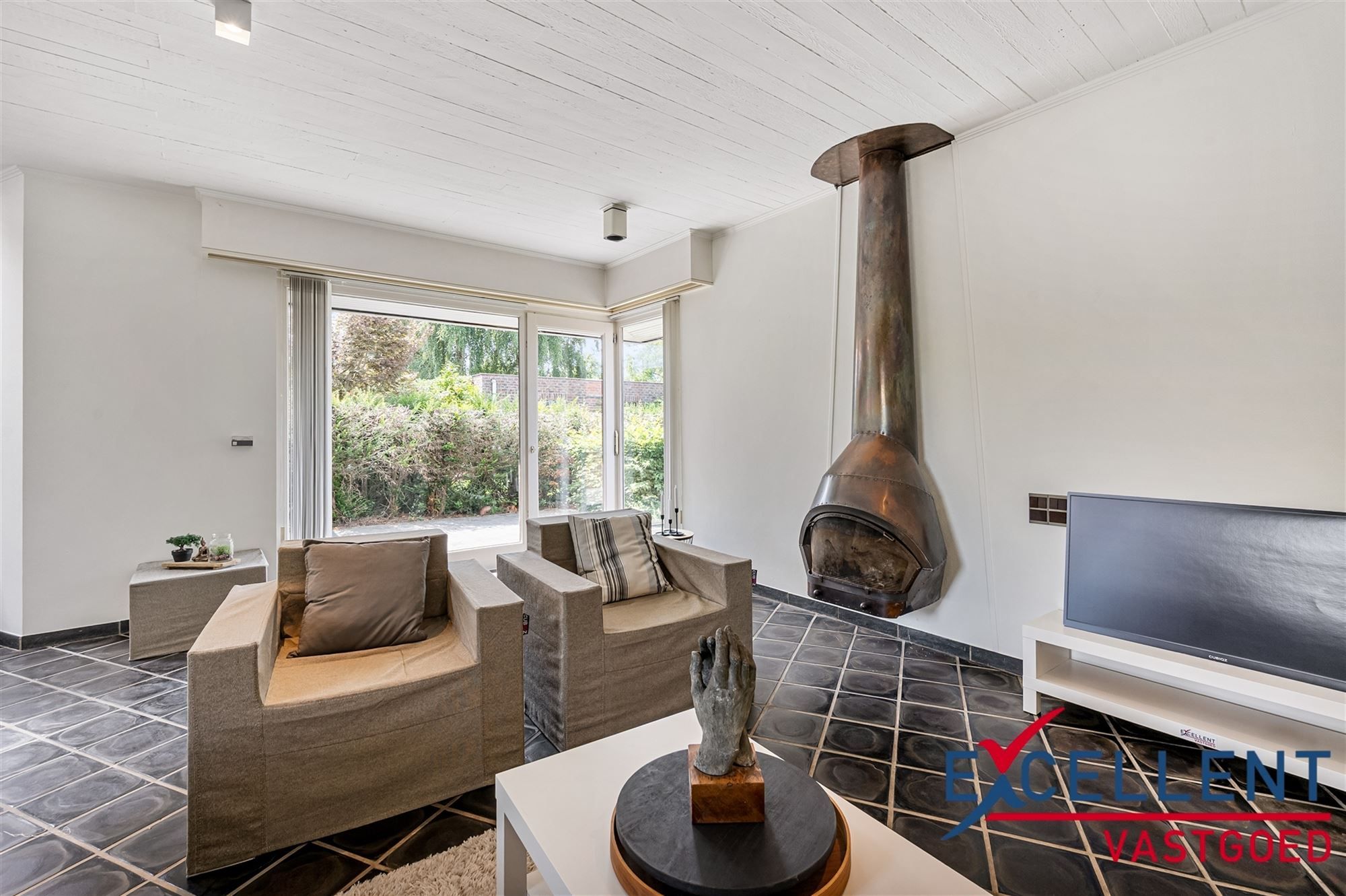 Charmante woning met prachtige tuin en bijhorend handelspand  foto 3