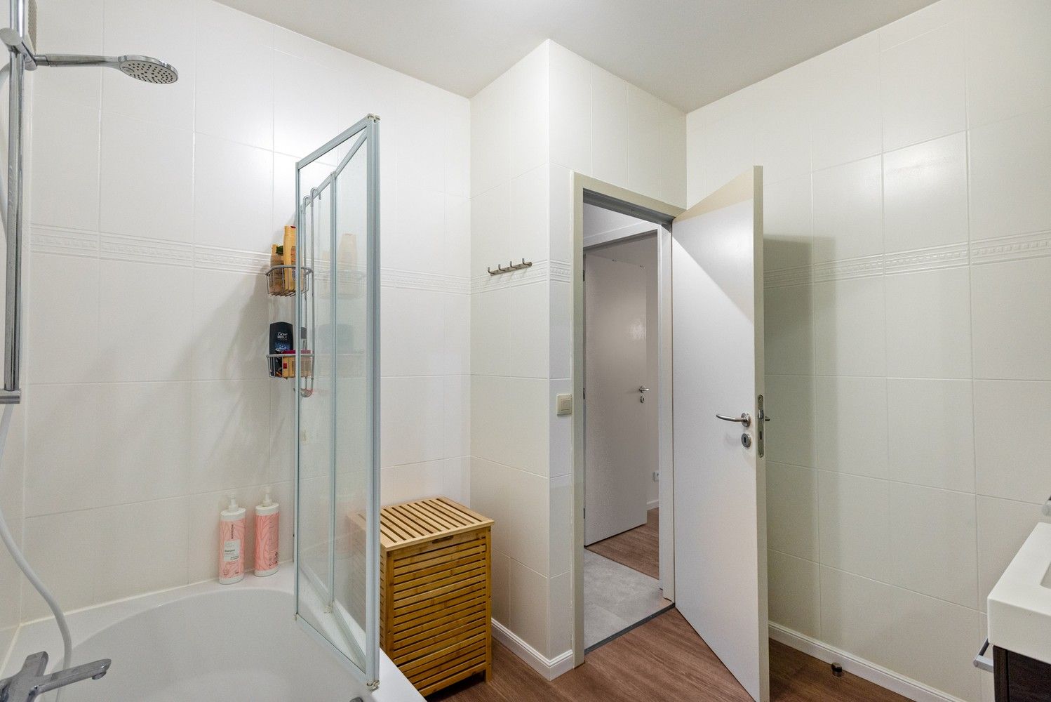 Ruim en modern appartement met 3 slaapkamers op gunstige locatie in Lint foto 16