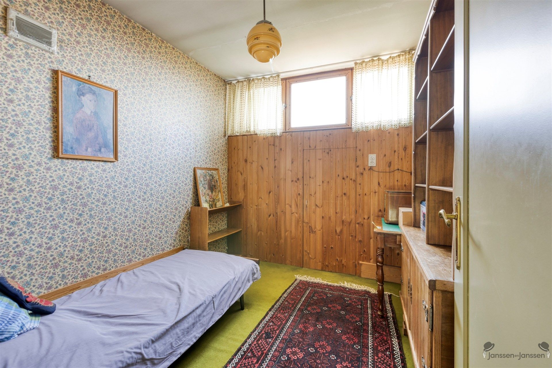 Karaktervolle gezinswoning met 5 slaapkamers en eindeloos potentieel te Leopoldsburg foto 16