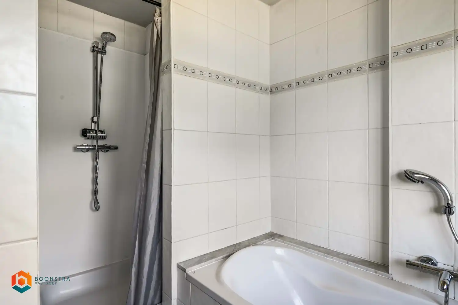 Zeer ruime energiezuinige villa in doodlopende straat met 4 spkrs op 1836 m² foto 23